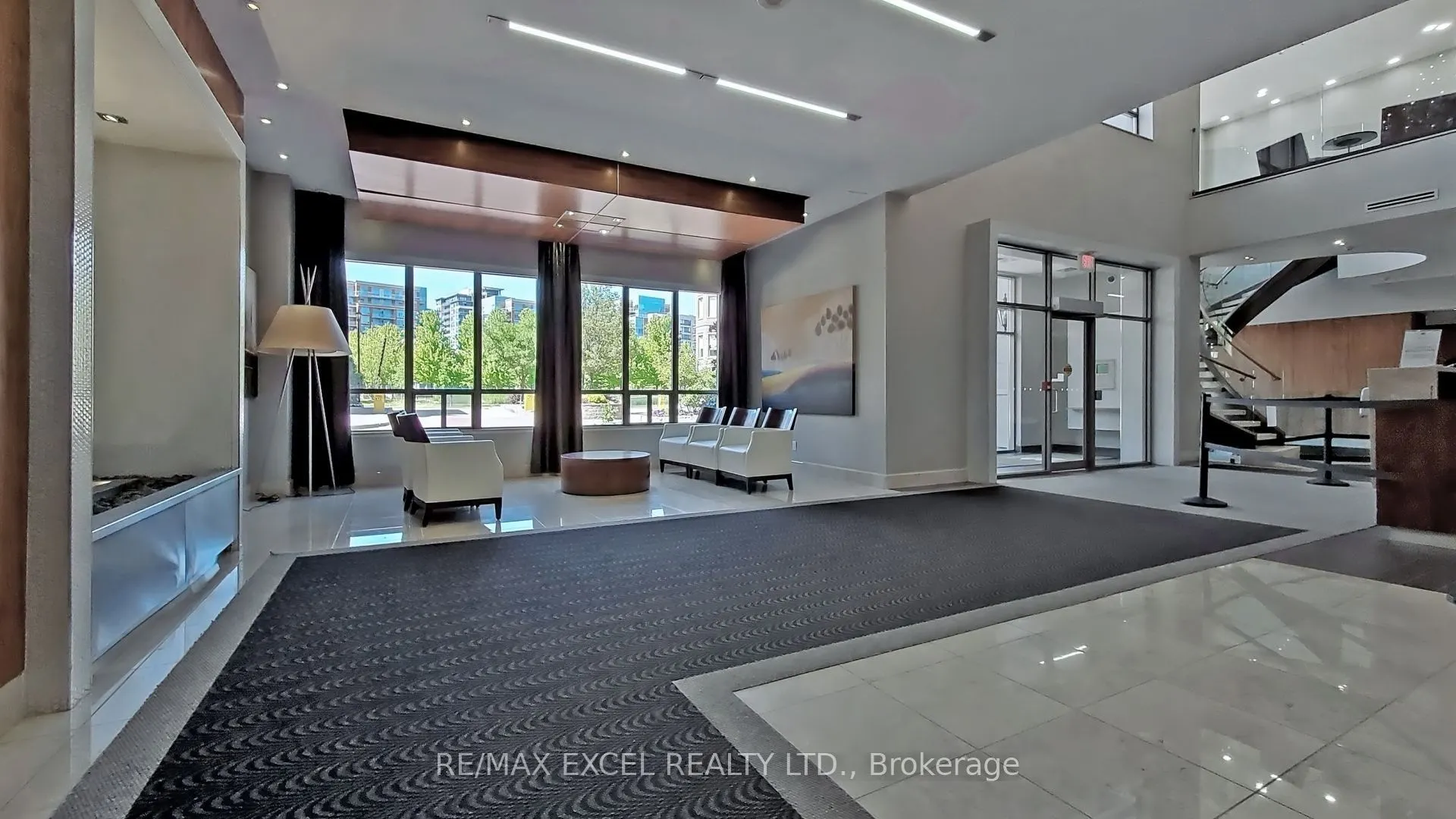 37 Galleria Parkway #202