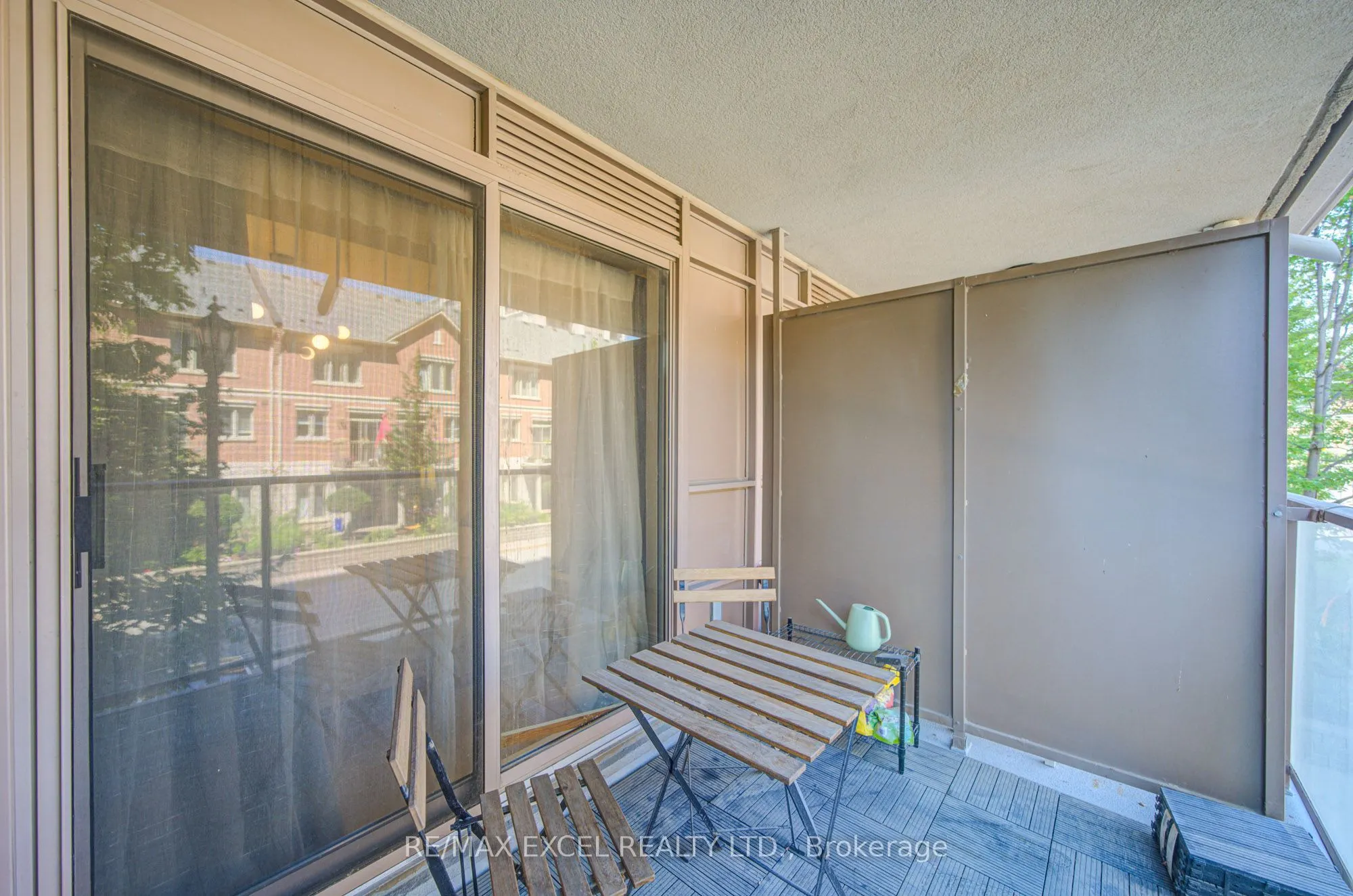 37 Galleria Parkway #202