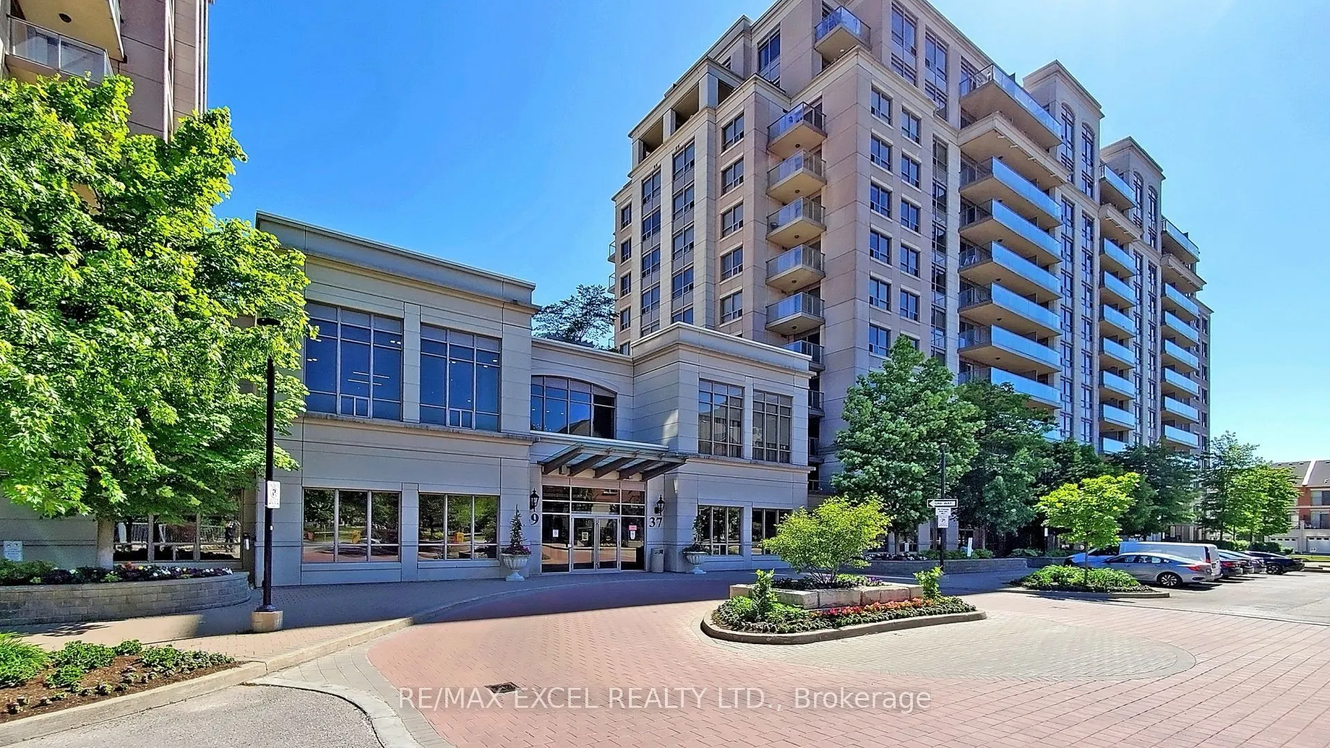 37 Galleria Parkway #202