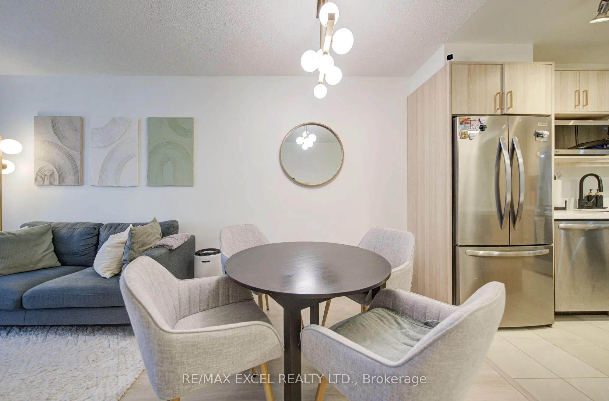 37 Galleria Parkway #202