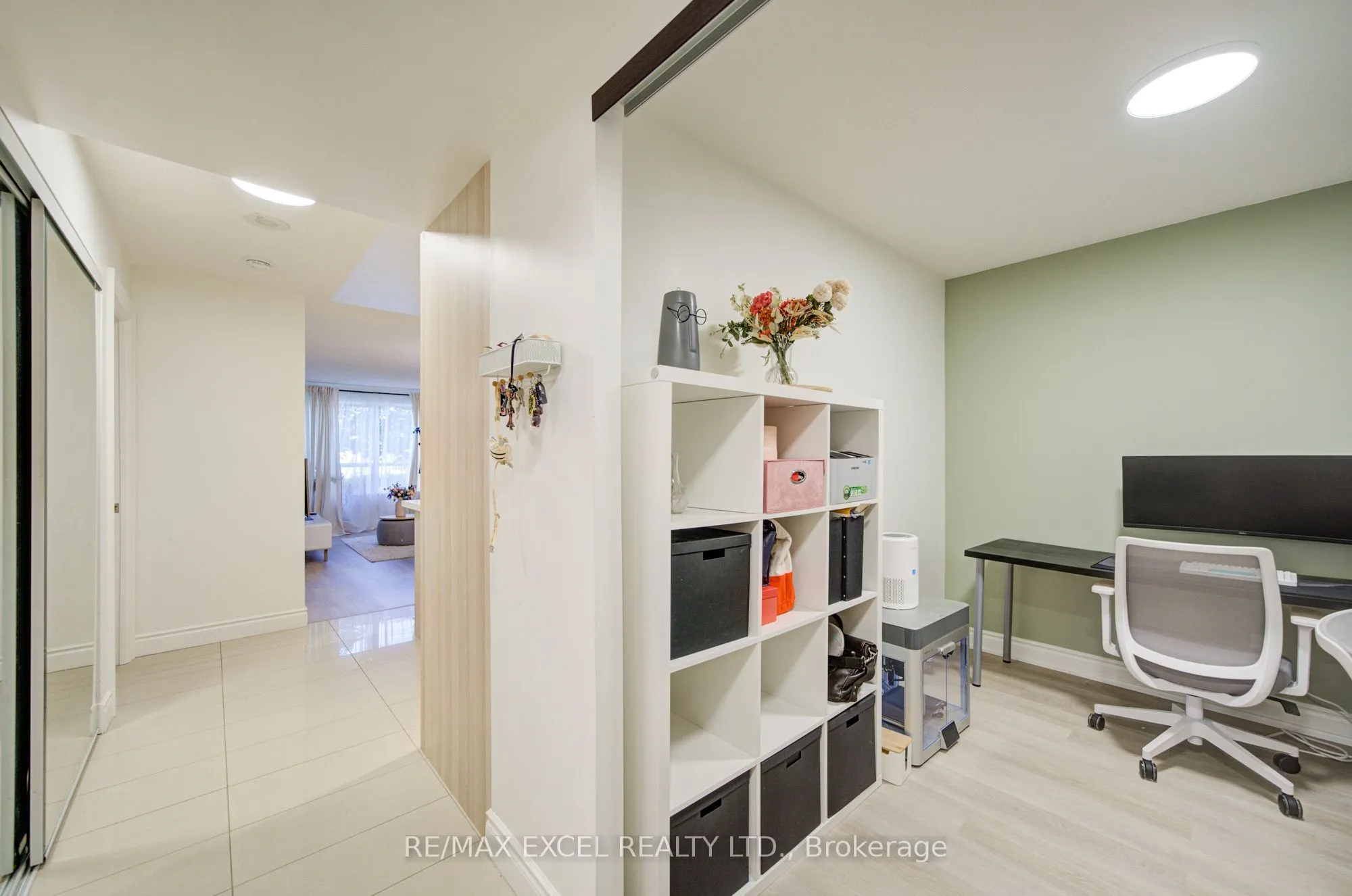 37 Galleria Parkway #202