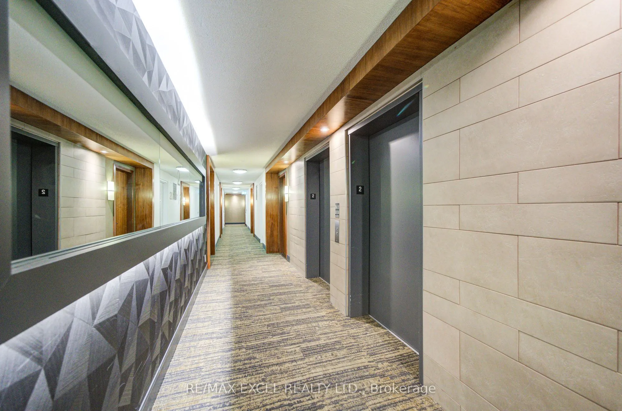 37 Galleria Parkway #202