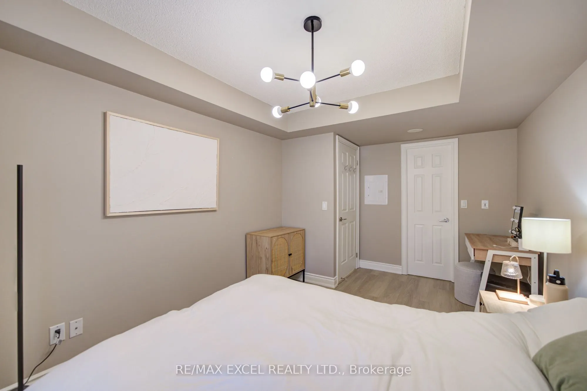 37 Galleria Parkway #202