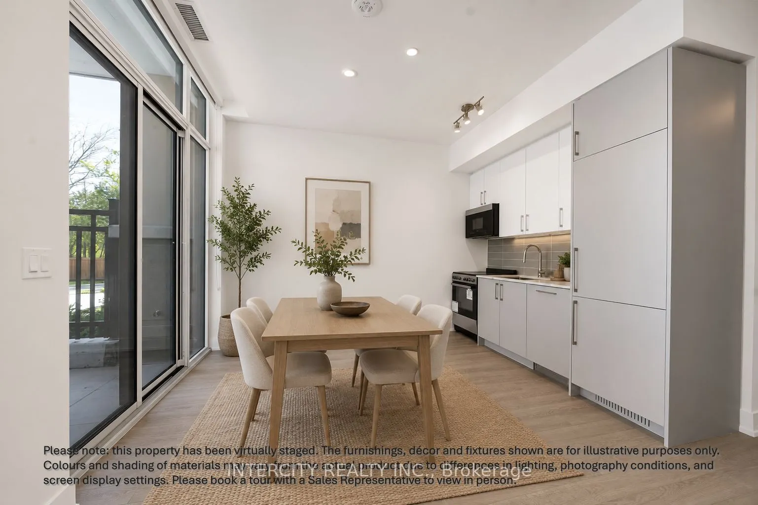 2075 King Road #110