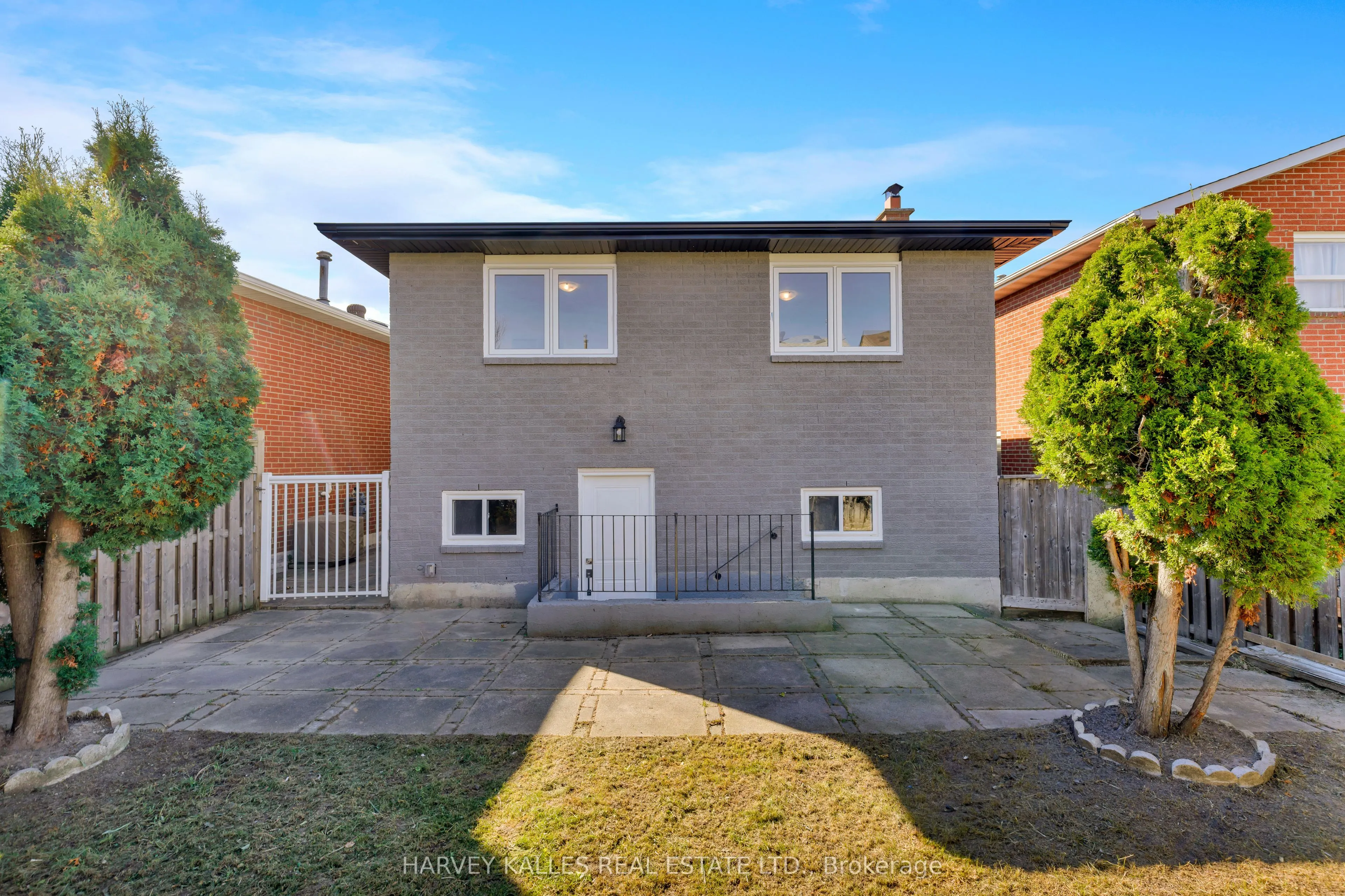 23 Cog Hill Drive