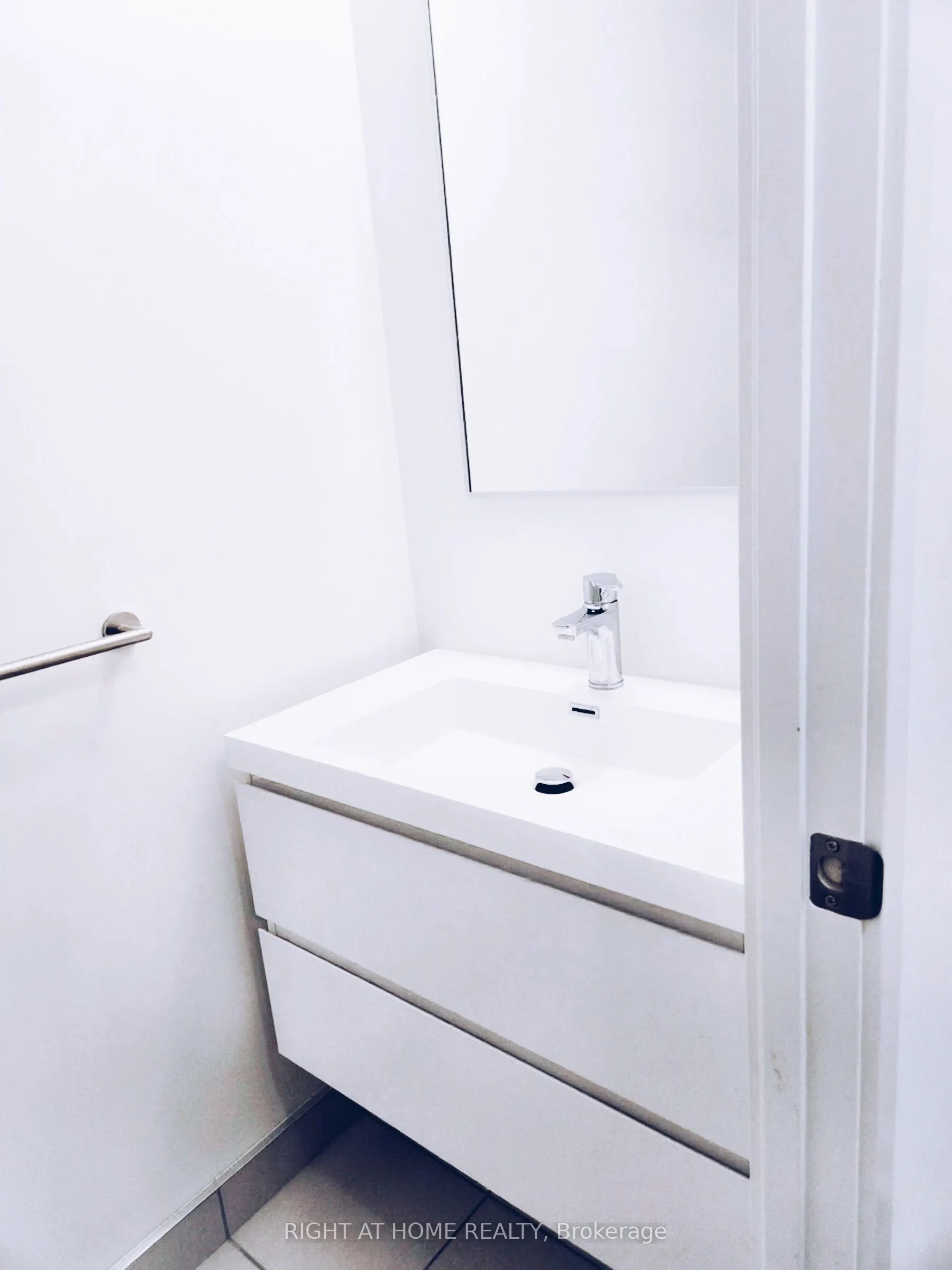 292 Verdale Crossing #1101B