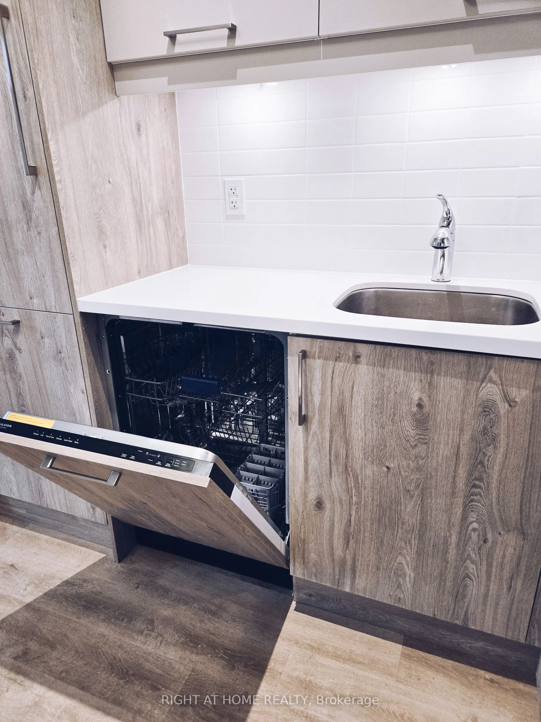 292 Verdale Crossing #1101B