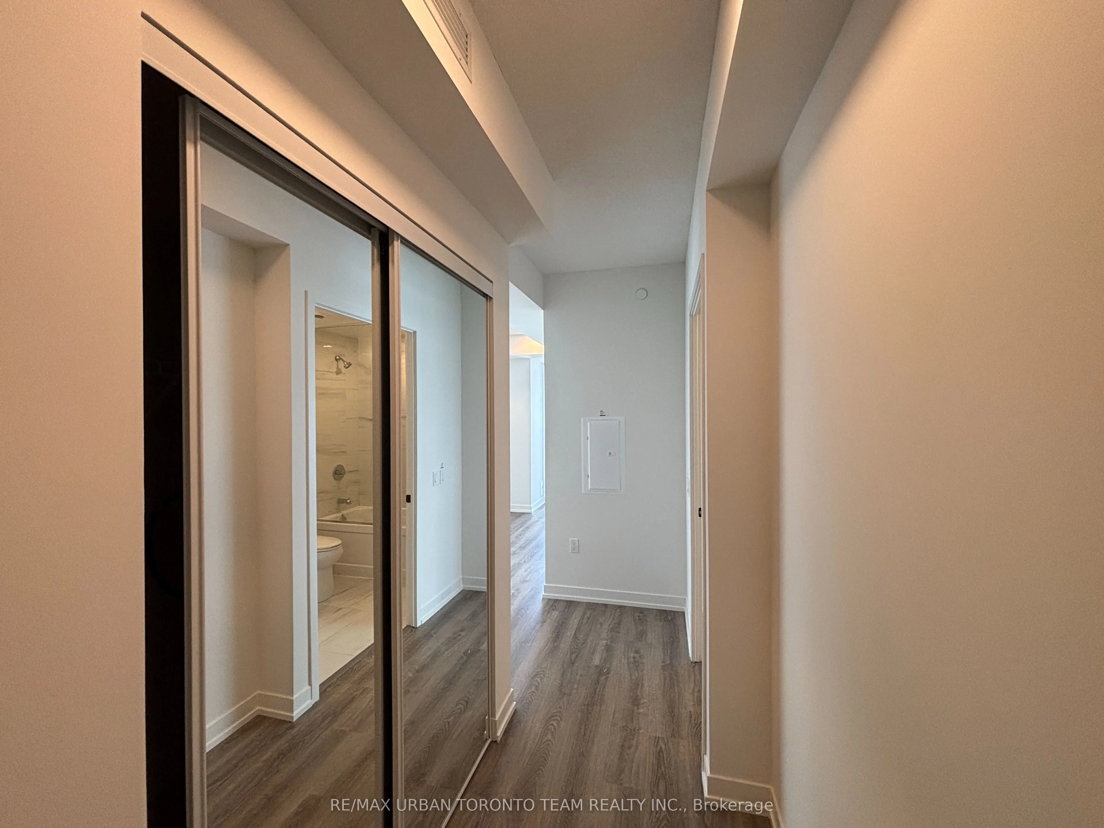 195 Commerce Street #4815