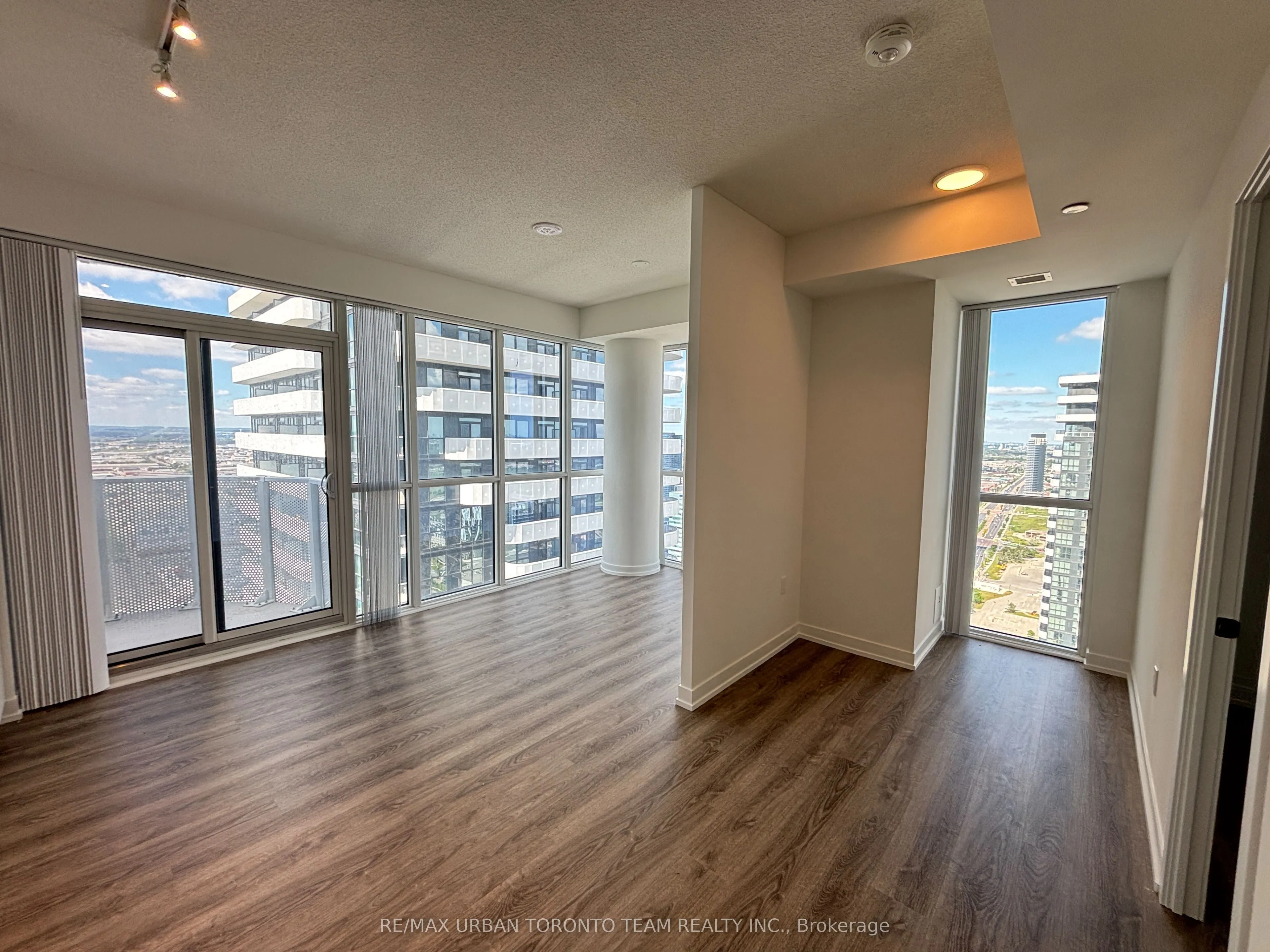 195 Commerce Street #4815
