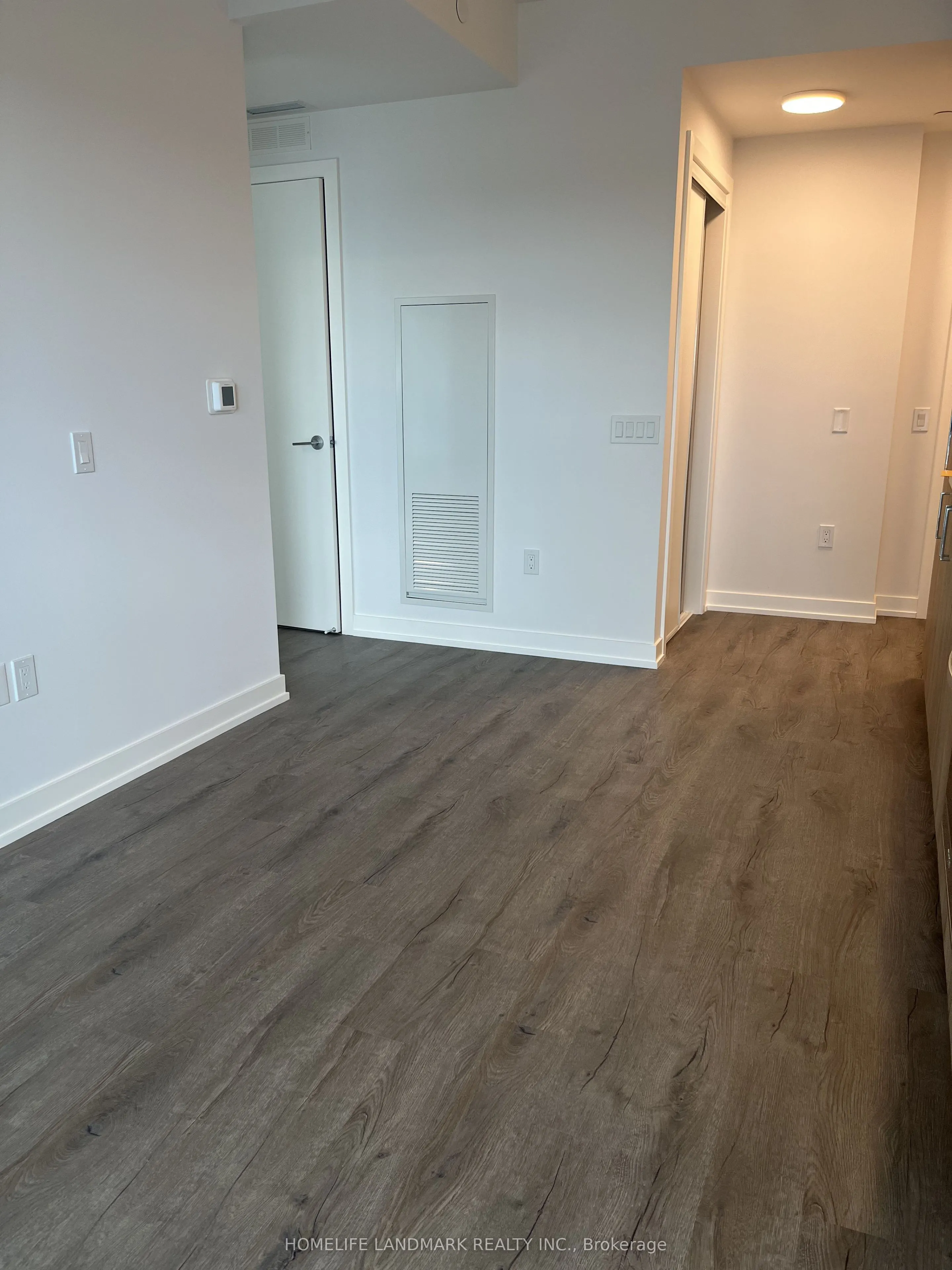 5 Meadowdale Road S #2406