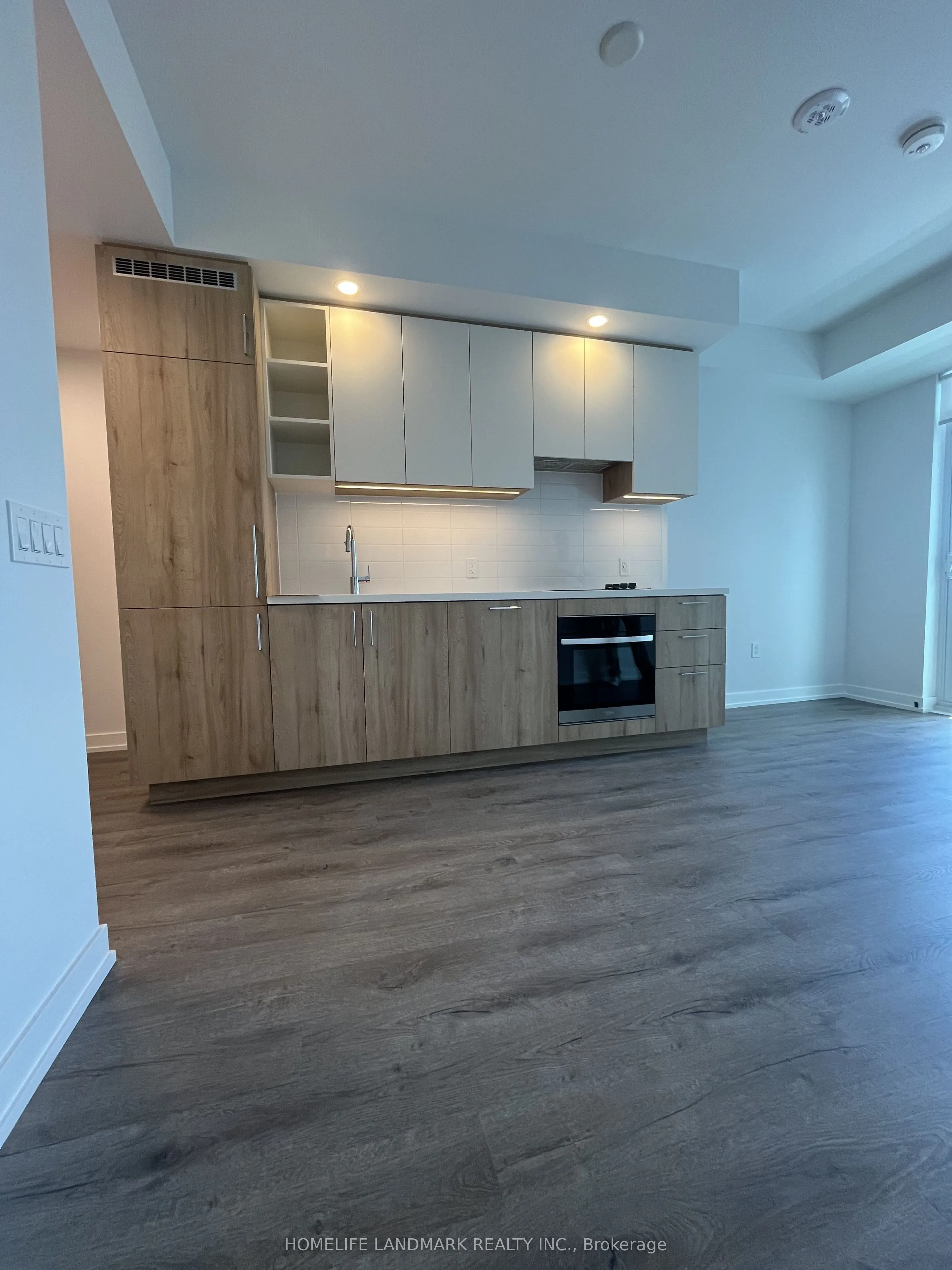 5 Meadowdale Road S #2406