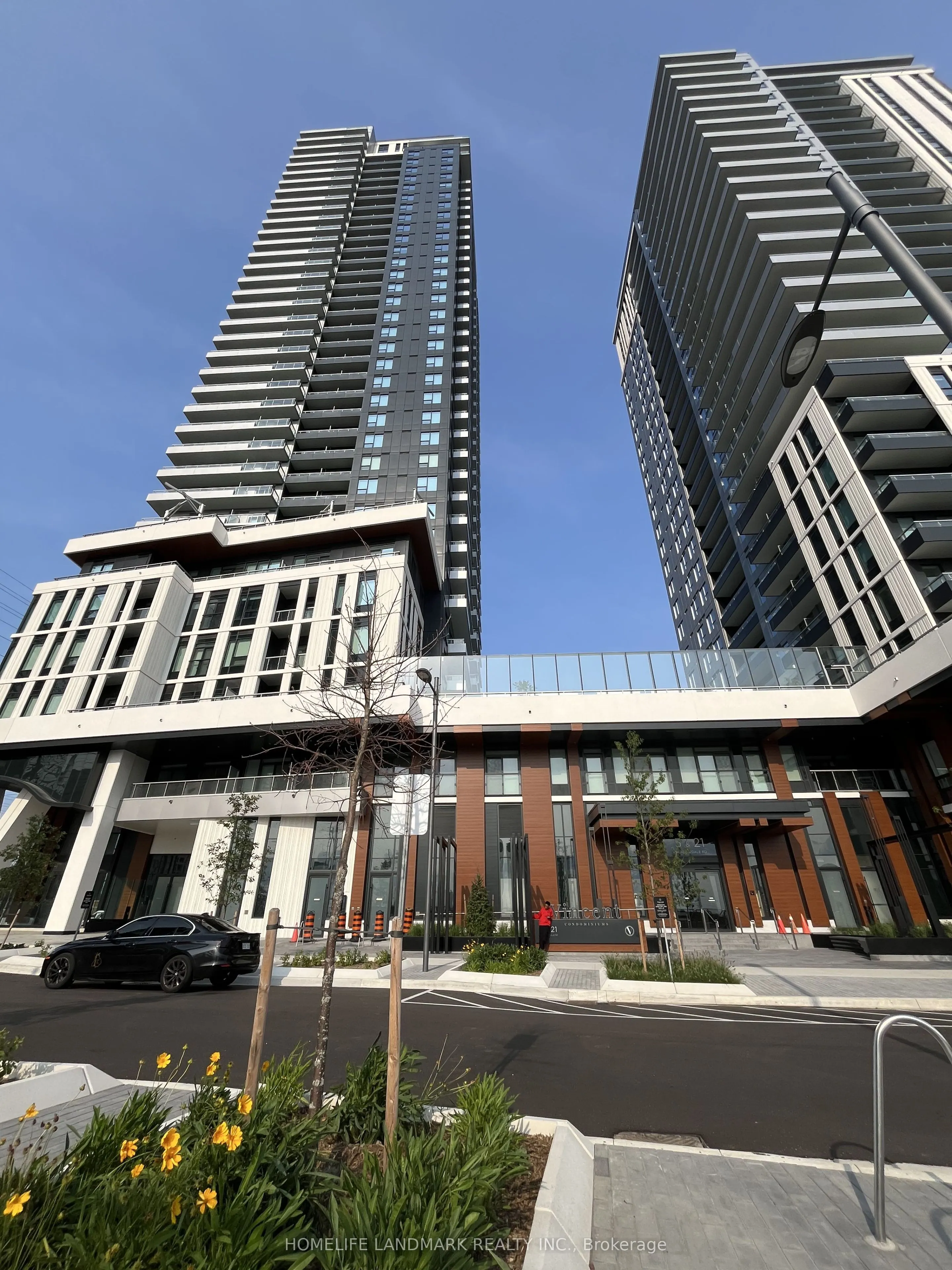 5 Meadowdale Road S #2406