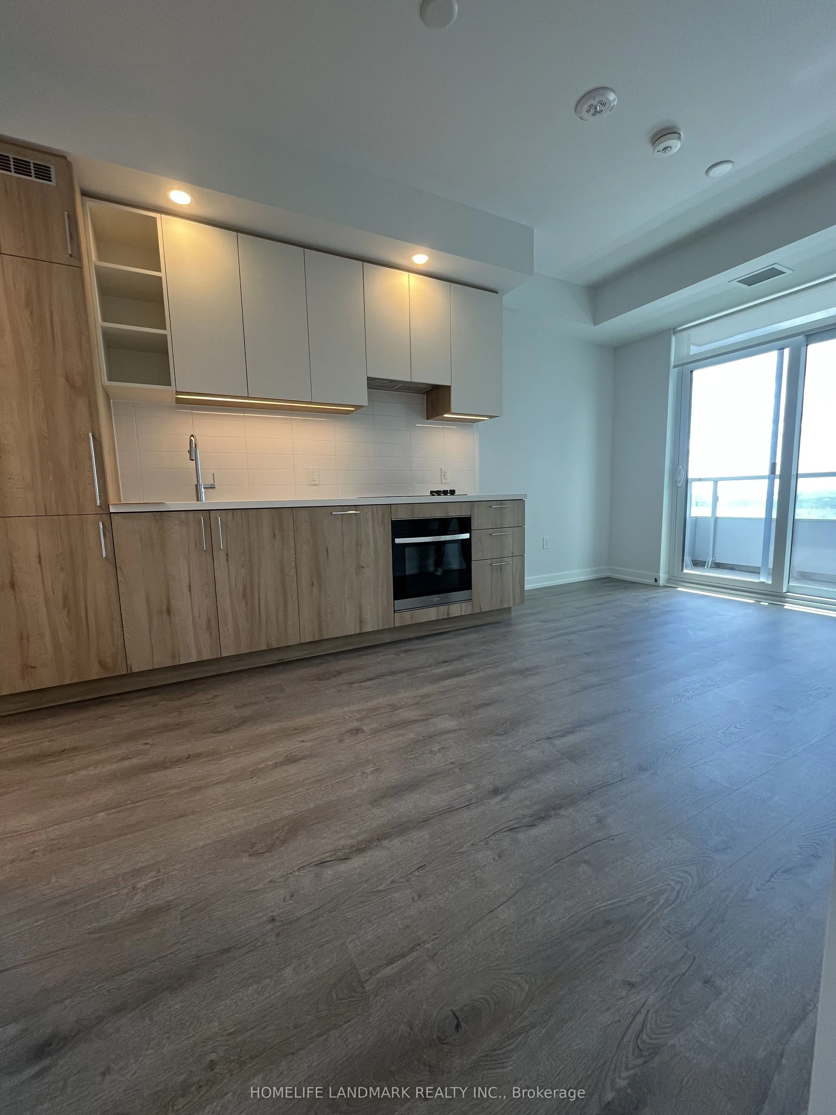 5 Meadowdale Road S #2406