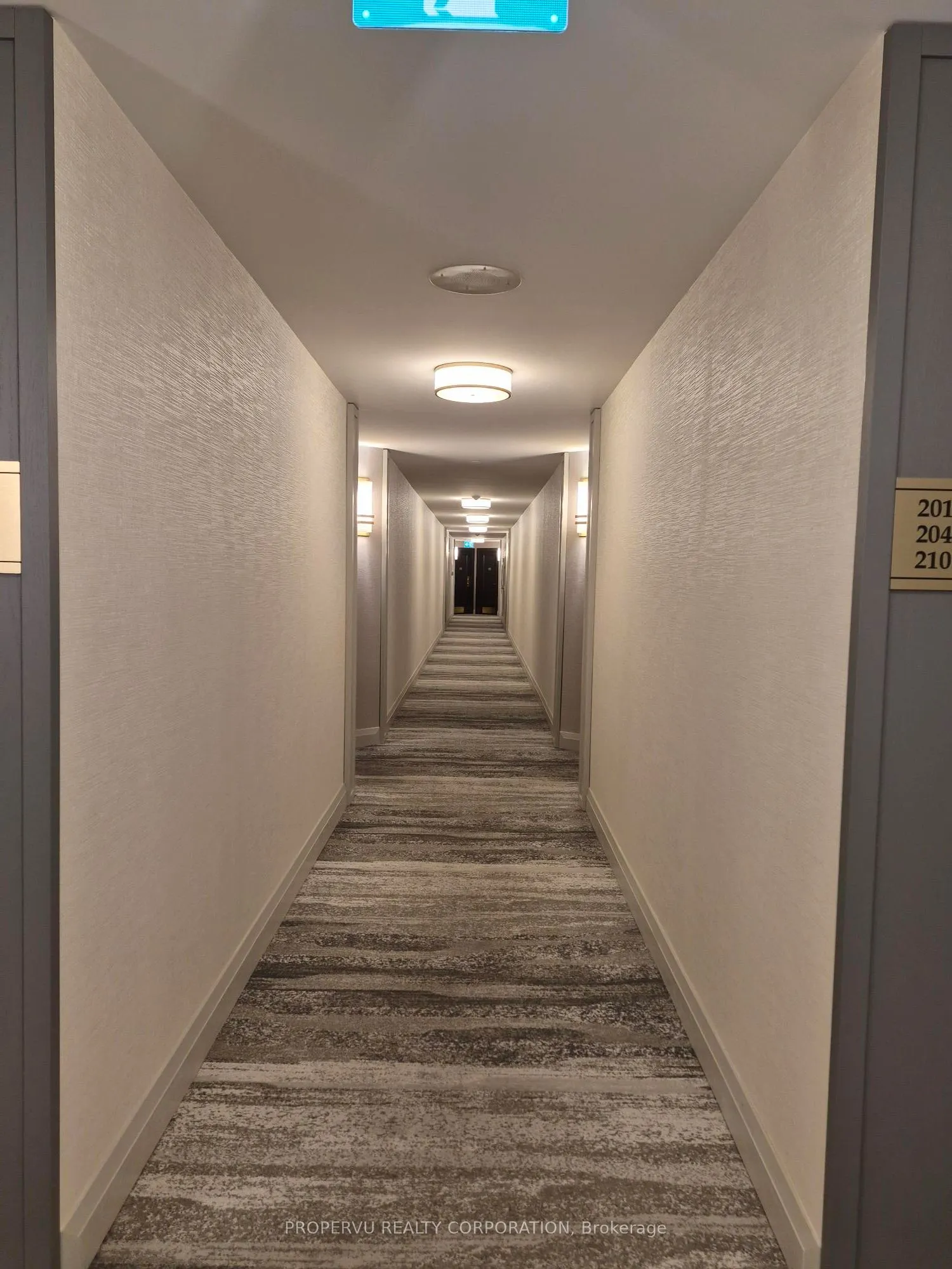 7250 Yonge Street #207