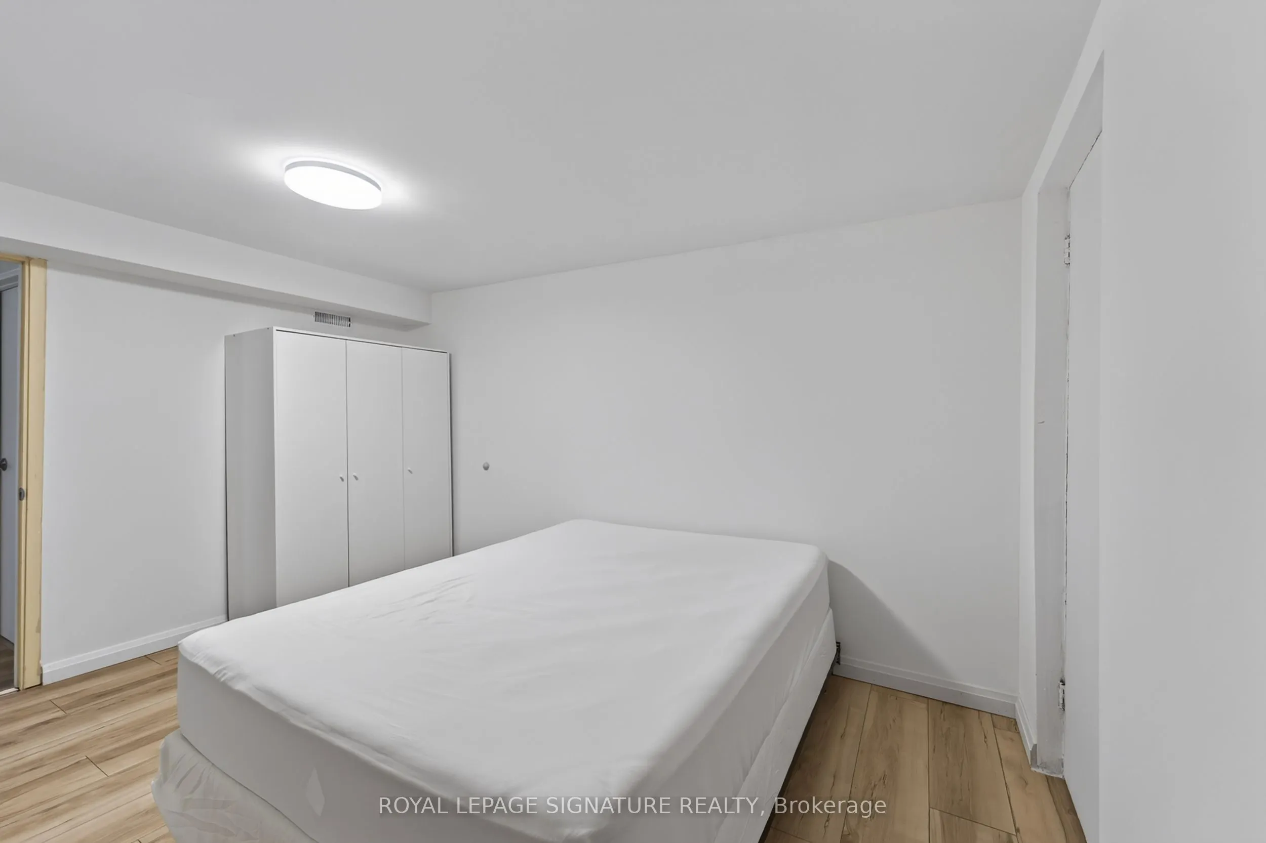 1 Banquo Road #Lower