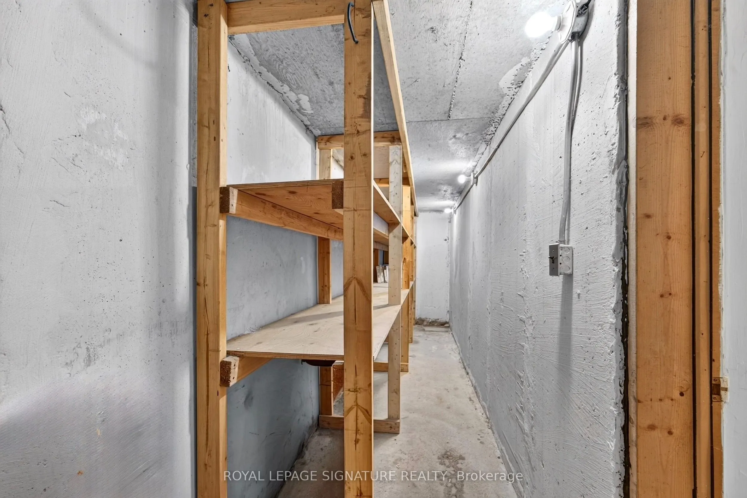 1 Banquo Road #Lower
