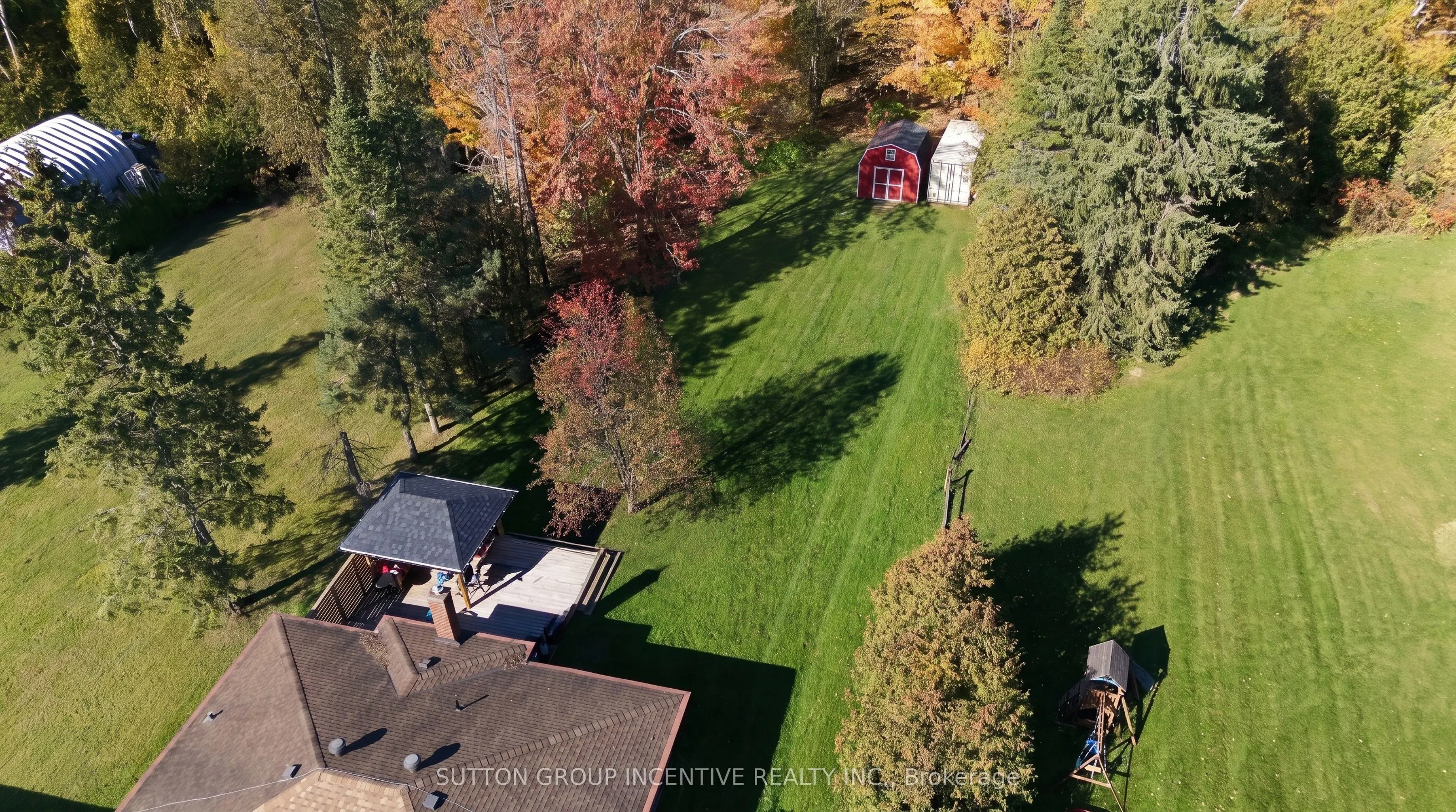 1926 INNISFIL BEACH Road