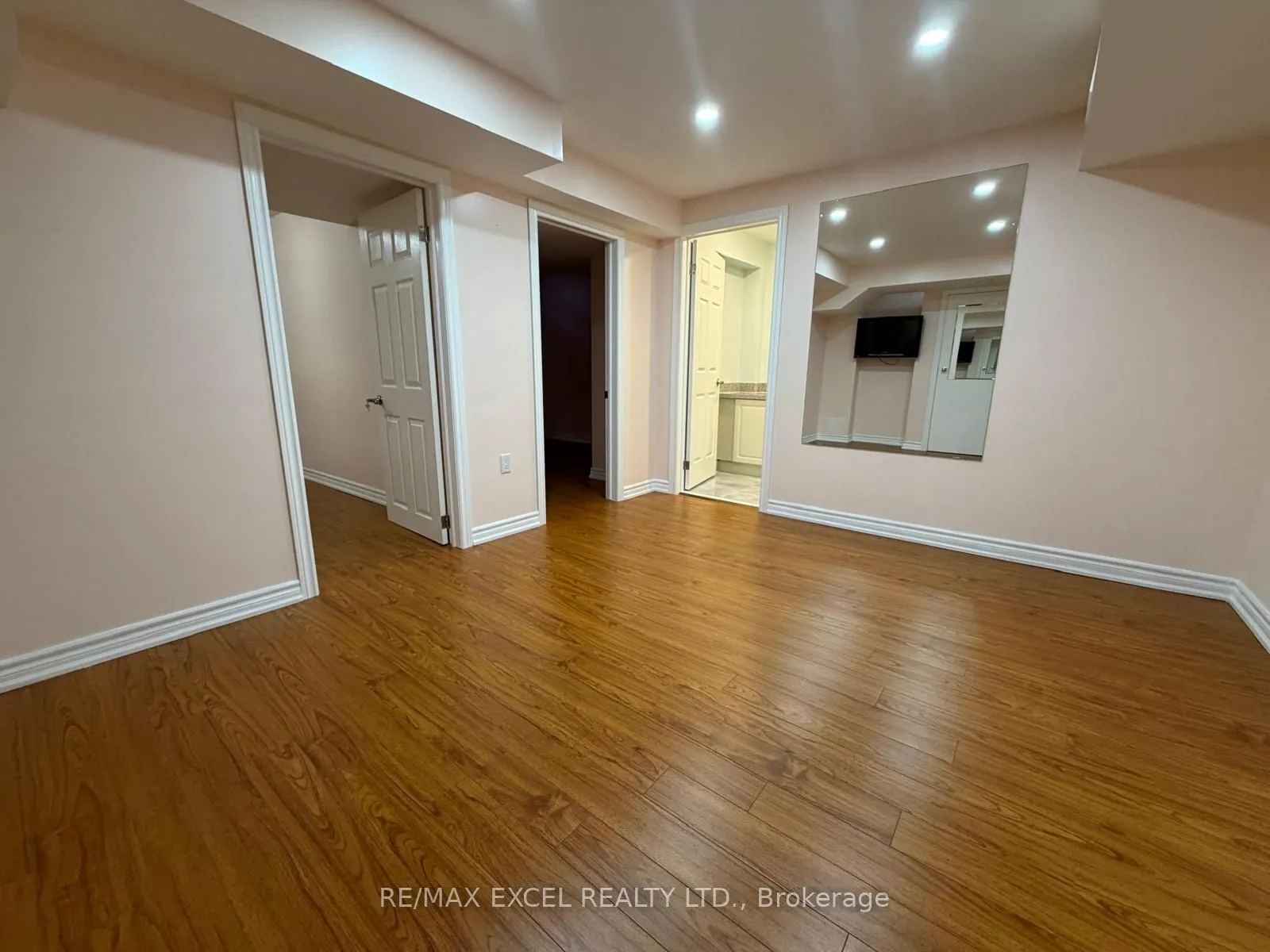 15 Zeng Cheng Drive