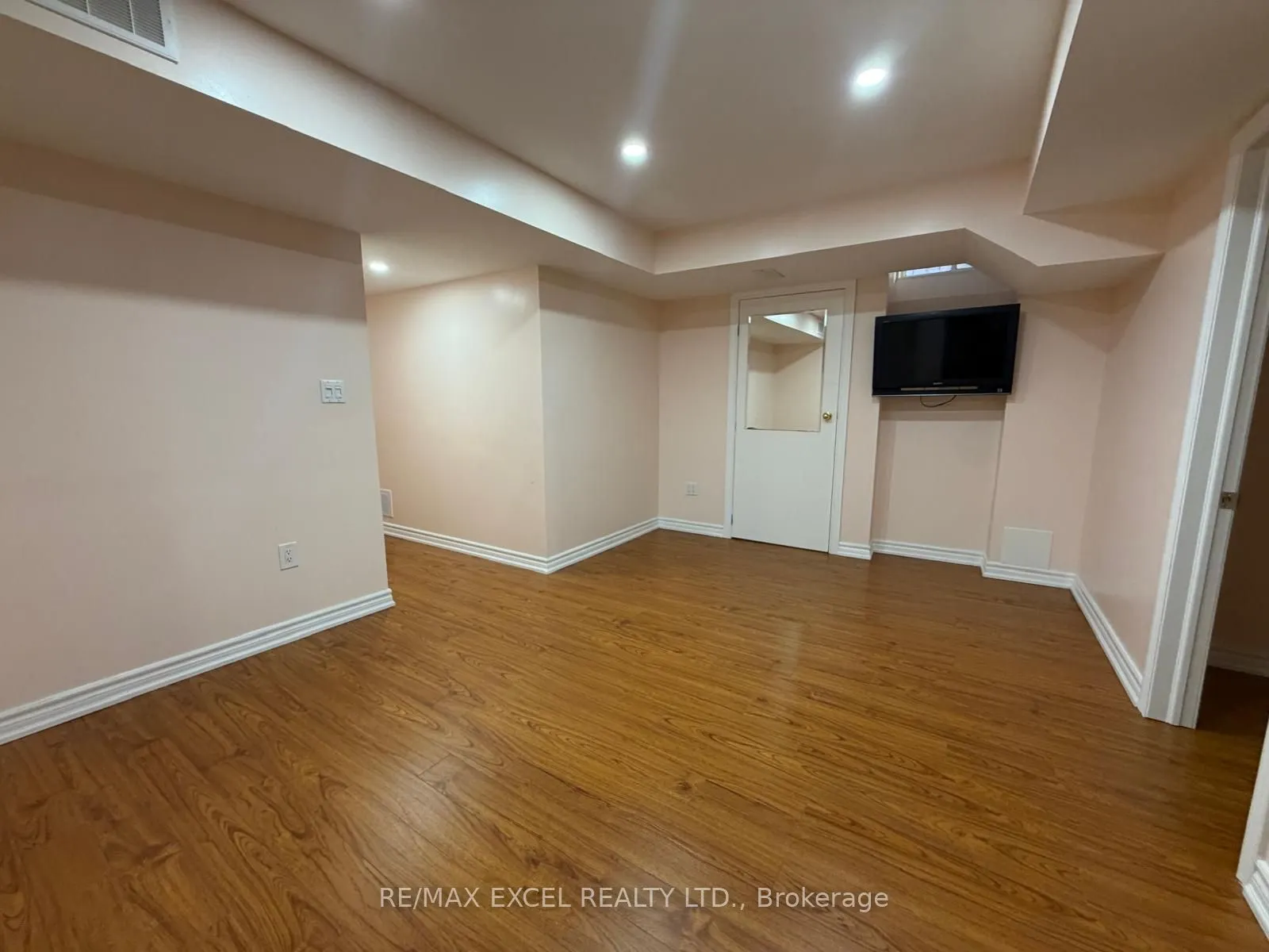 15 Zeng Cheng Drive