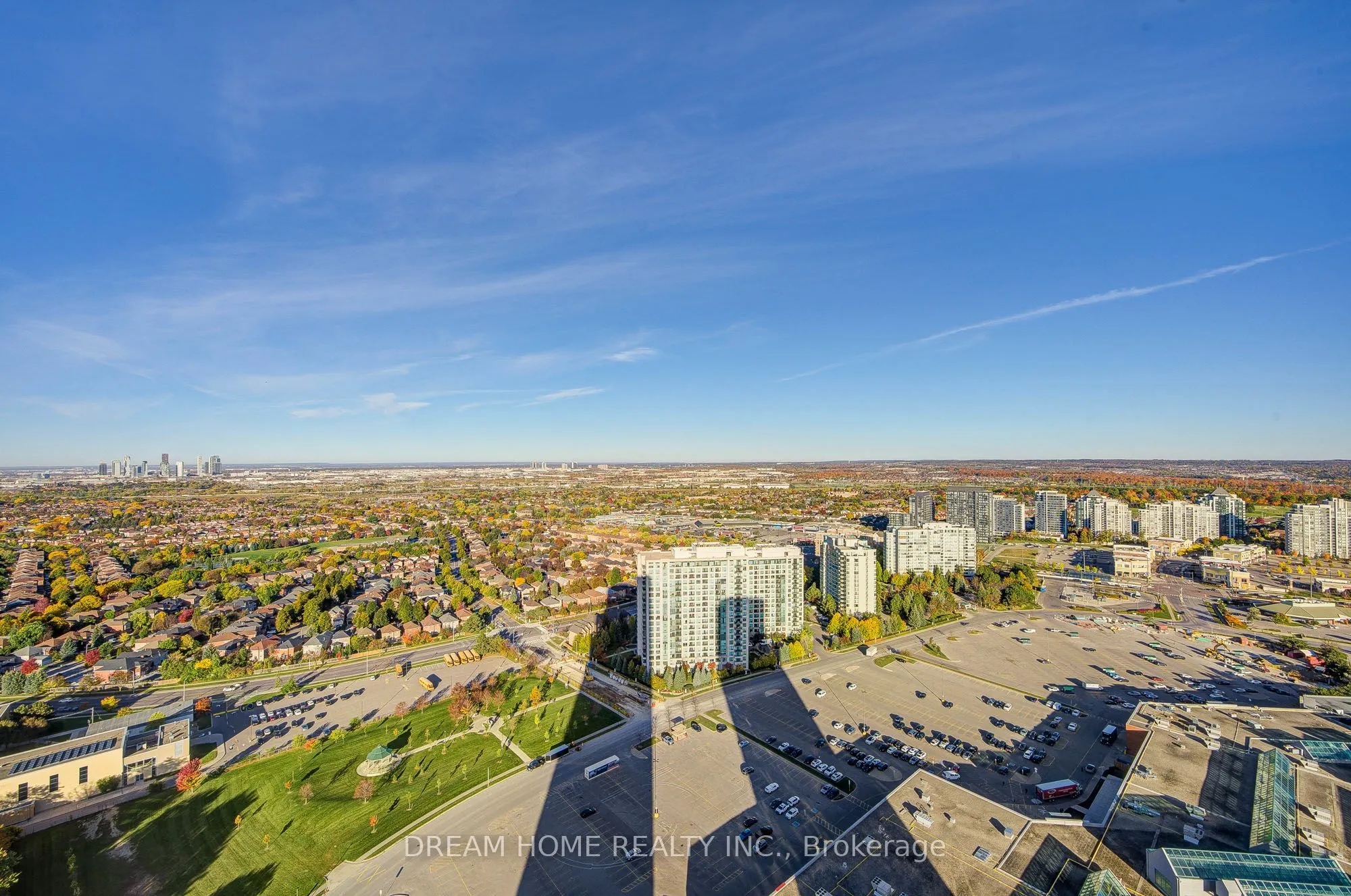 30 Upper Mall Way #3407