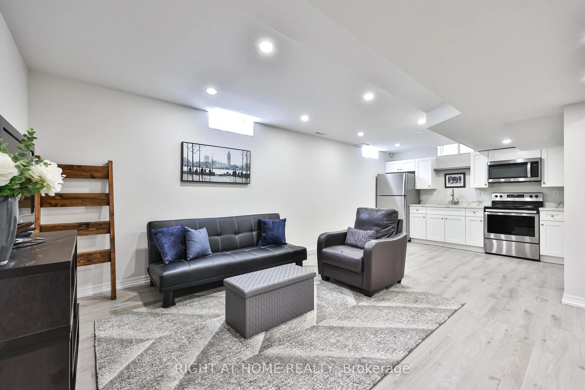 9 Grand Oak Drive