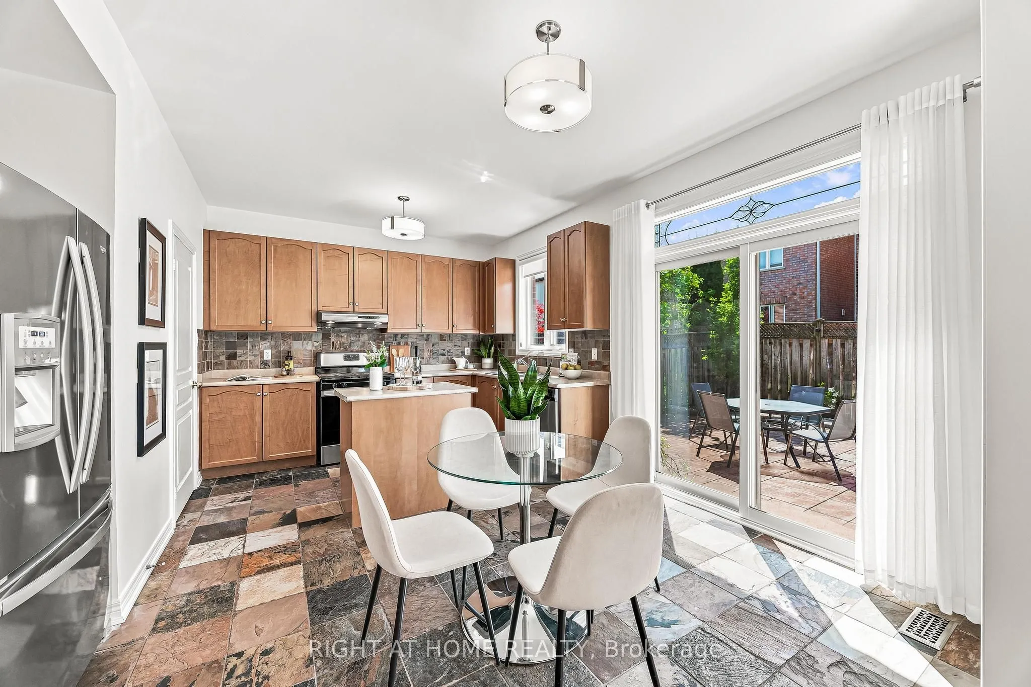 9 Grand Oak Drive