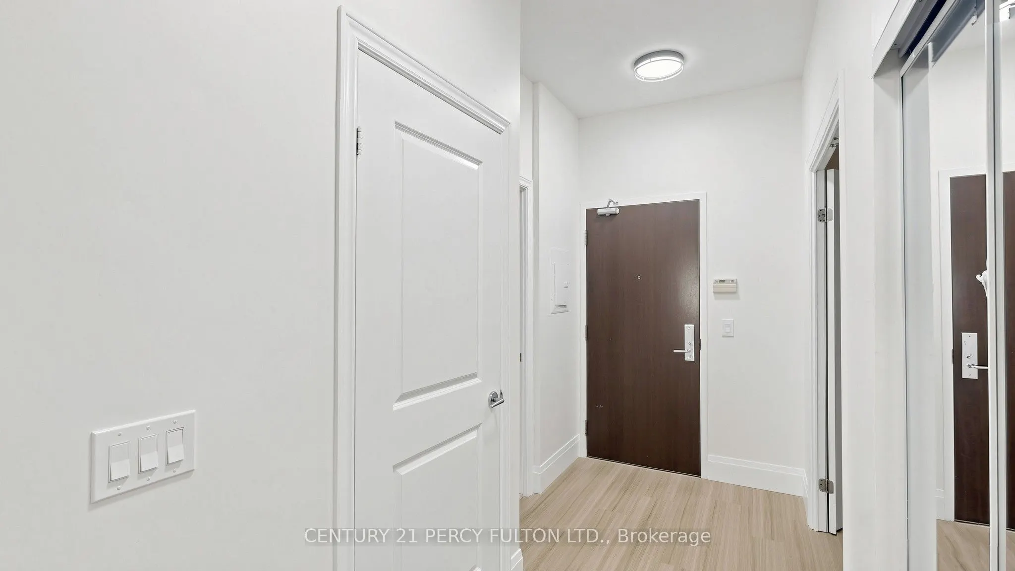 57 Upper Duke Crescent #102