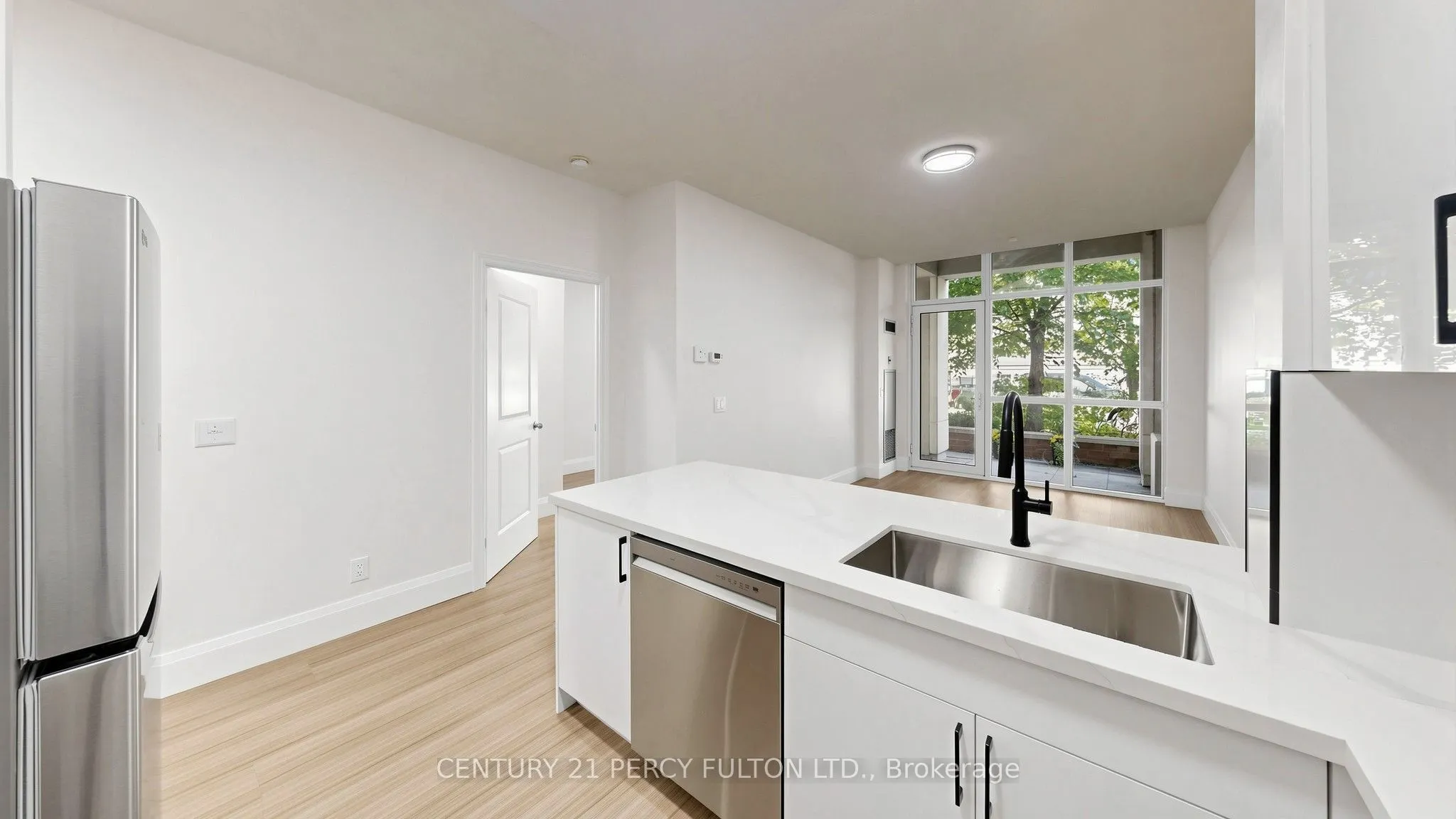 57 Upper Duke Crescent #102