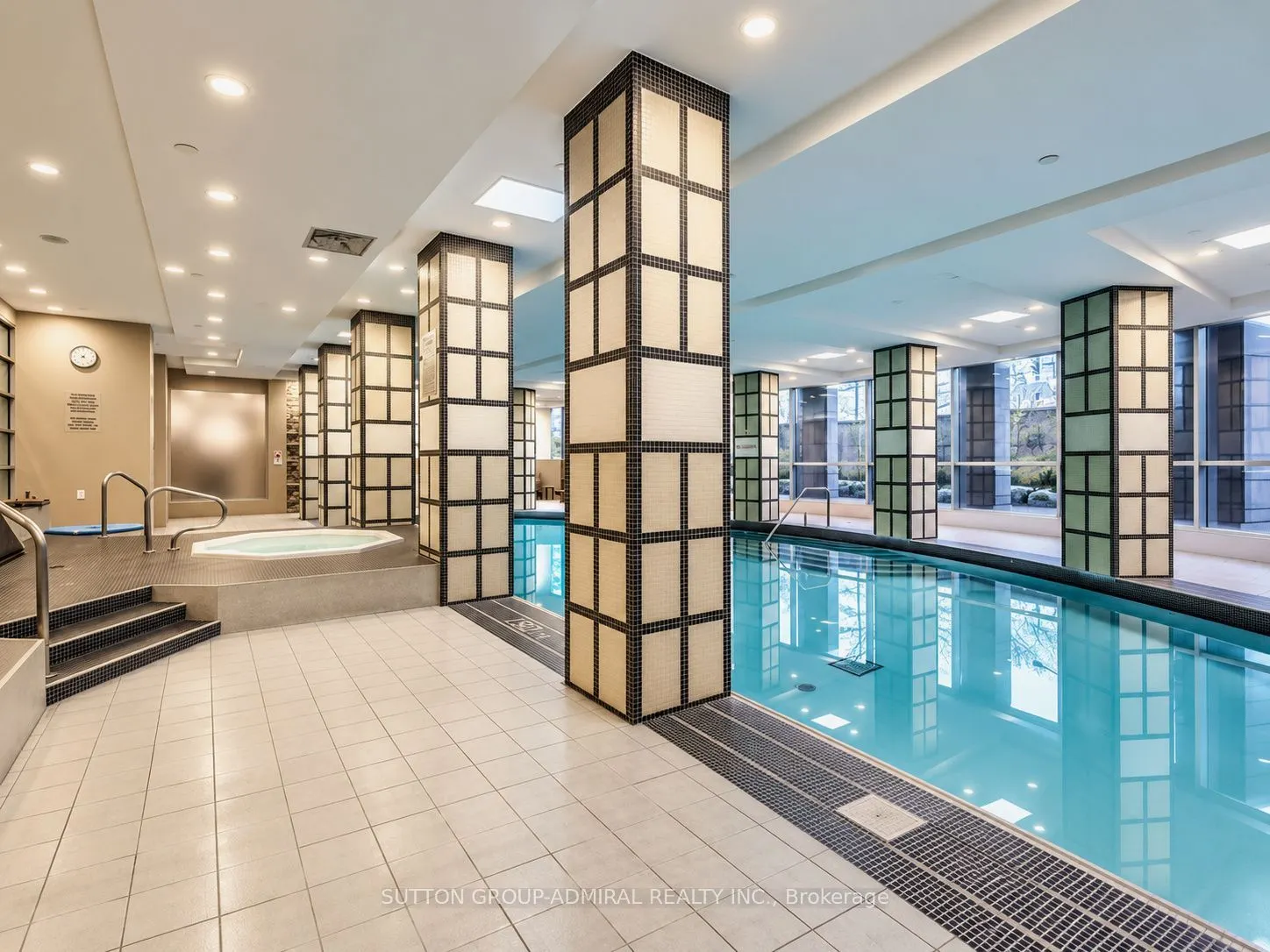 23 Cox Boulevard #677