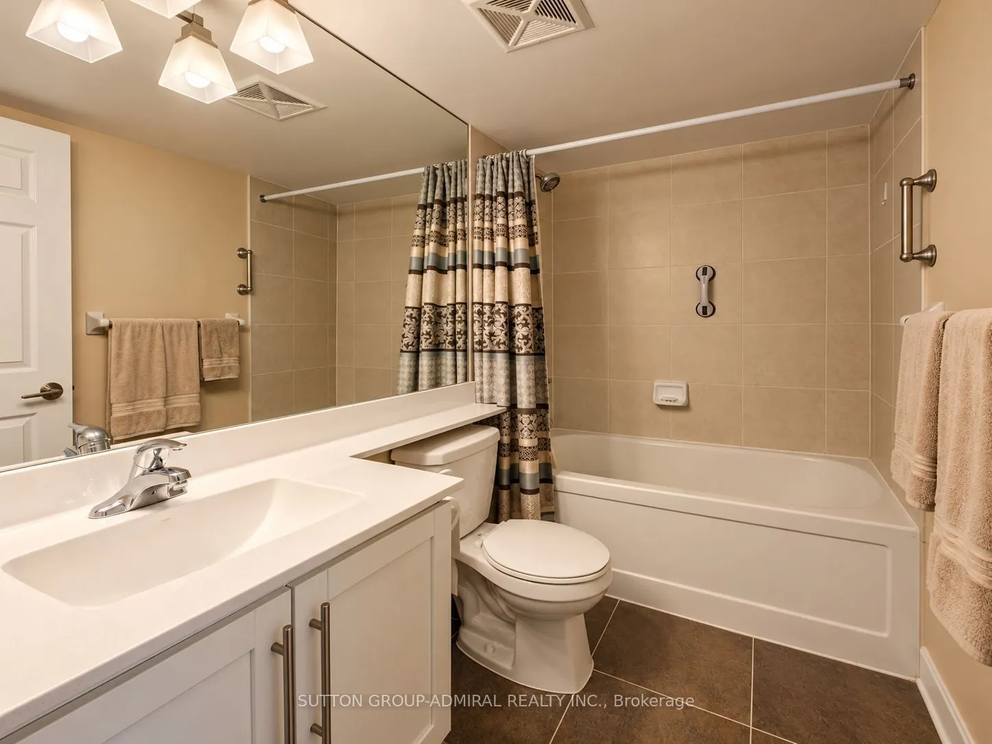 23 Cox Boulevard #677
