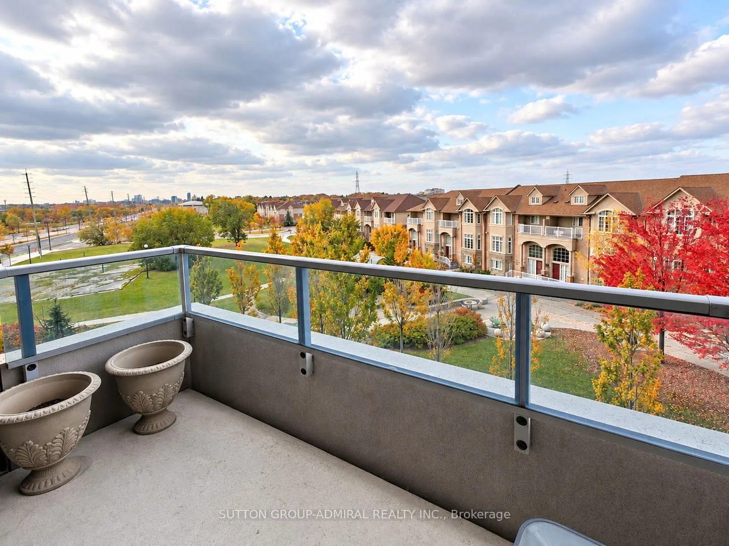 23 Cox Boulevard #677
