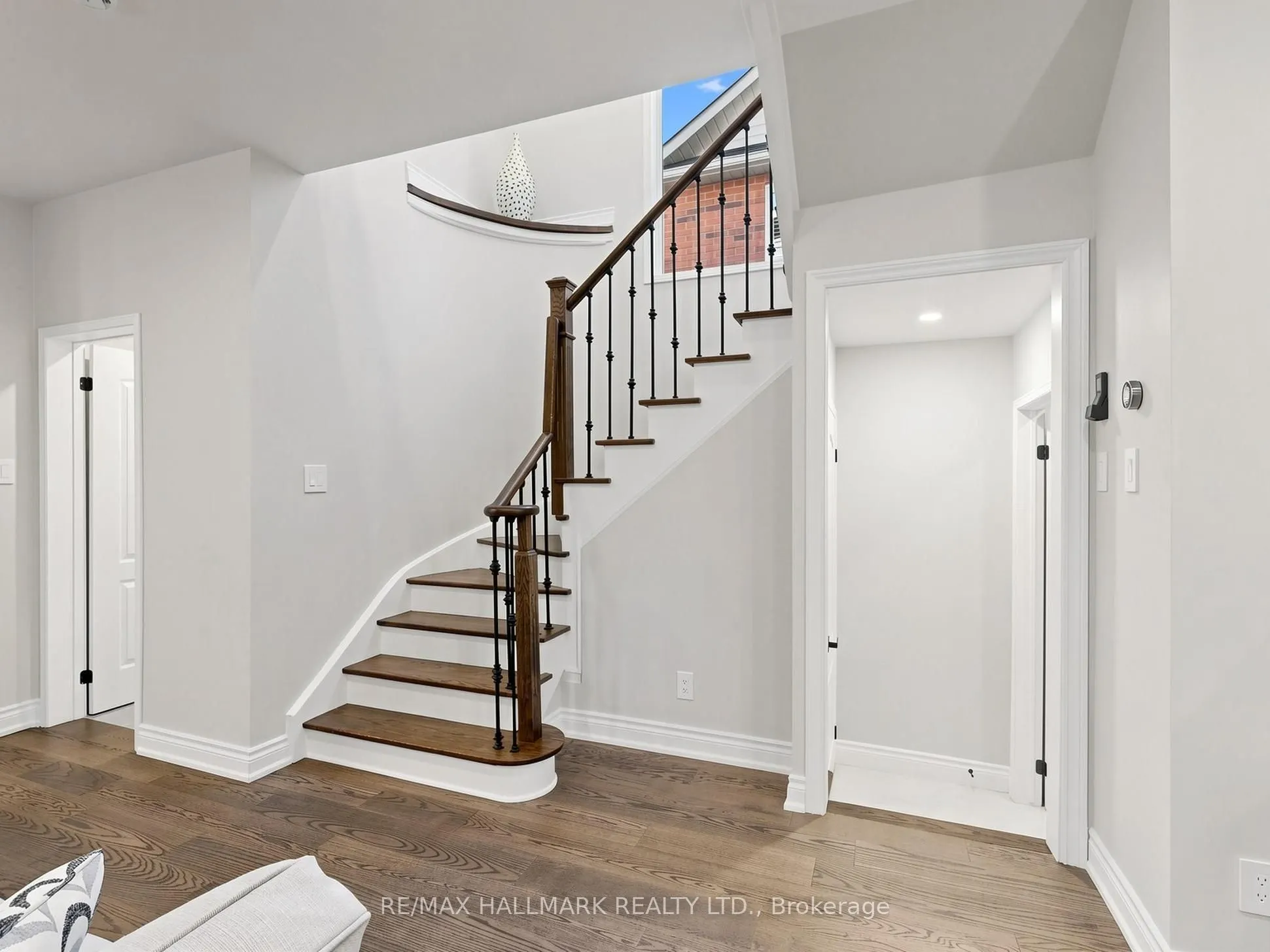 45 Colonial Crescent