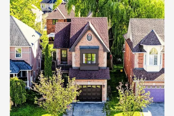 45 Colonial Crescent