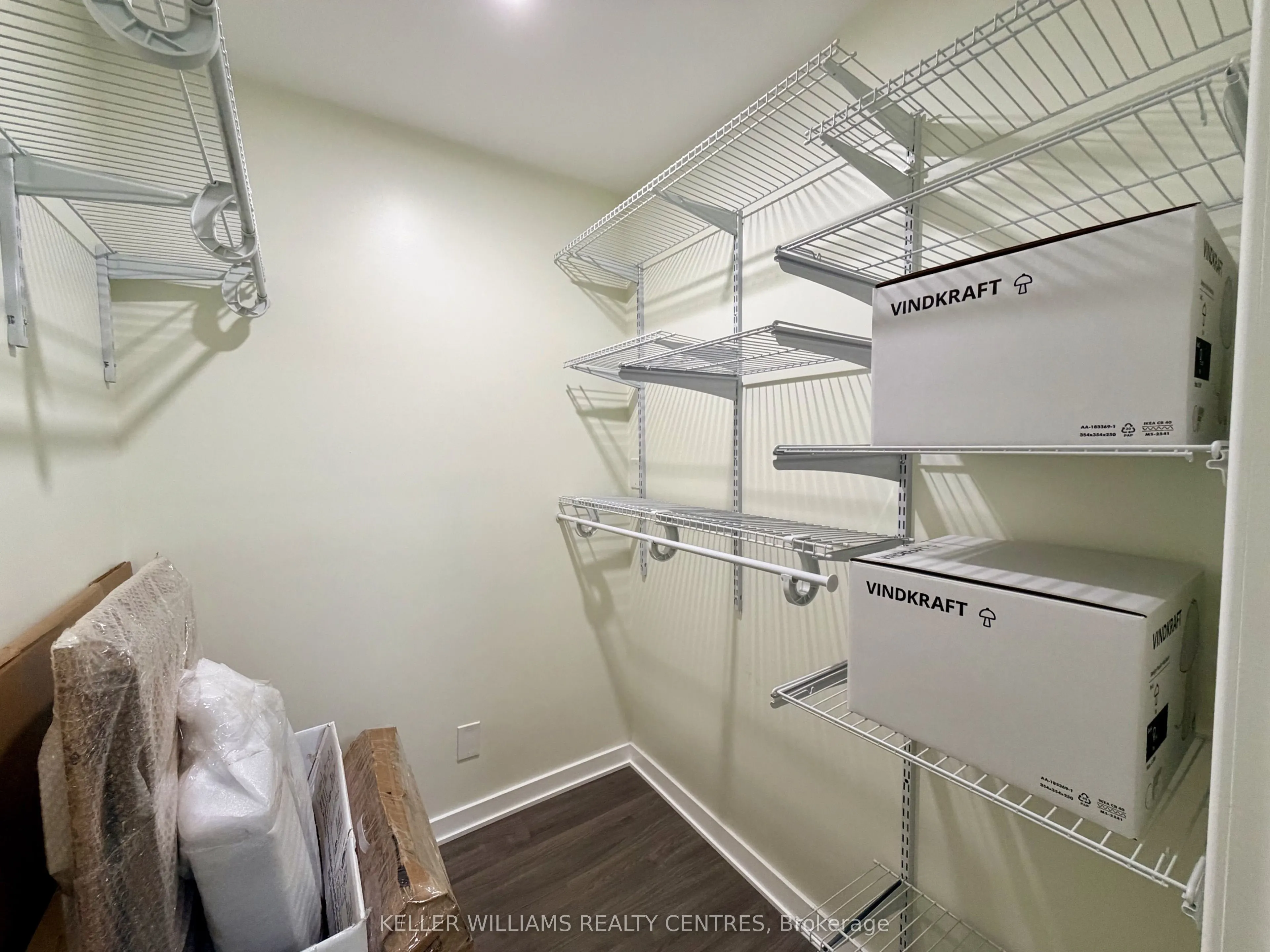18 Bushey Avenue
