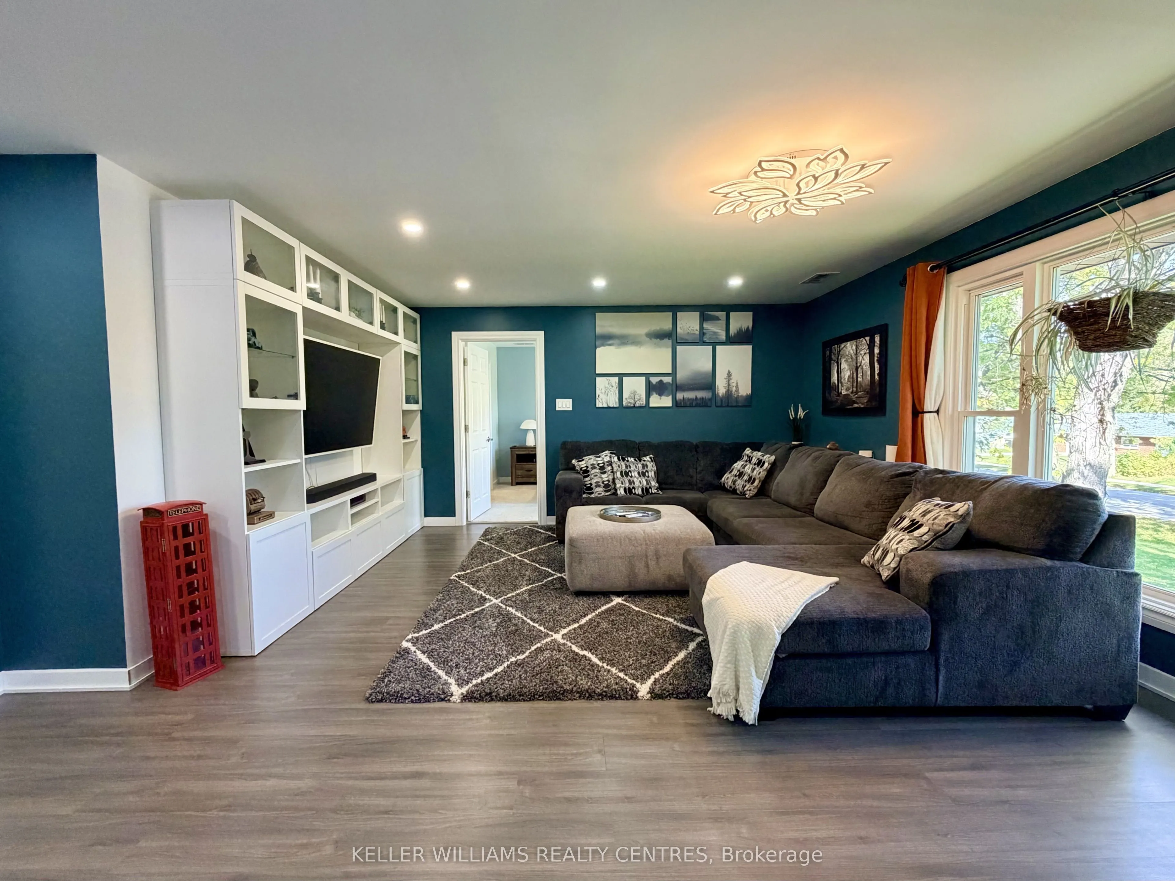 18 Bushey Avenue