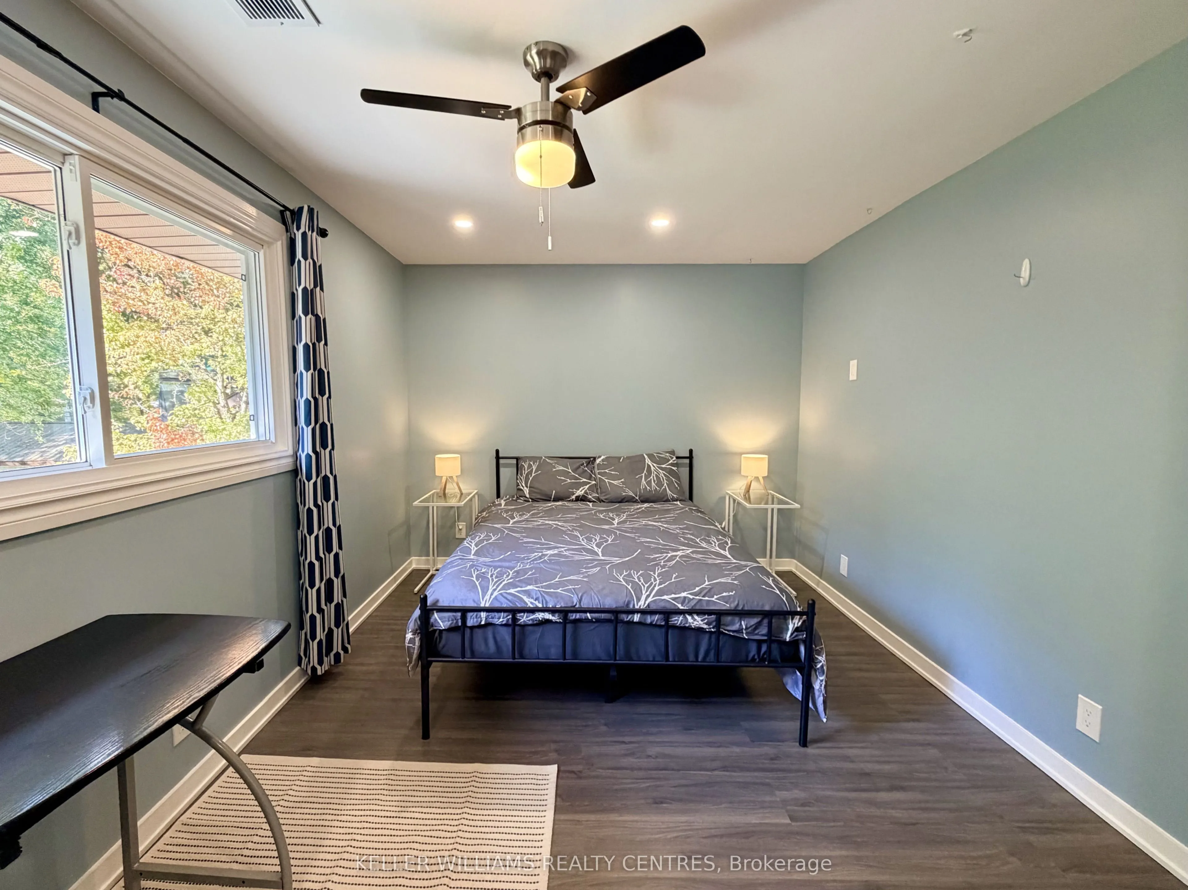 18 Bushey Avenue