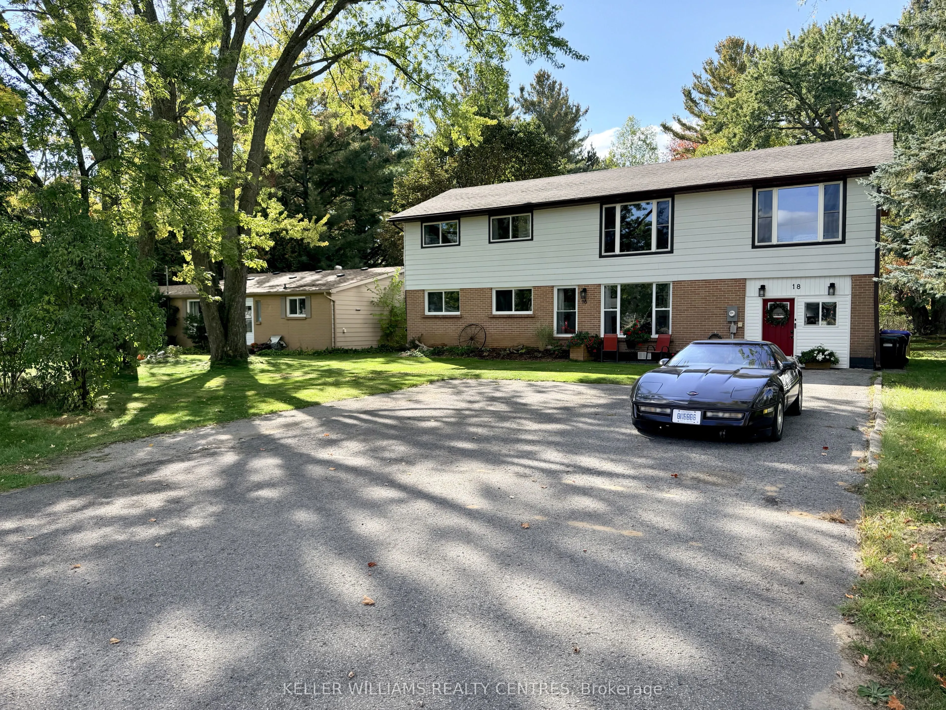 18 Bushey Avenue