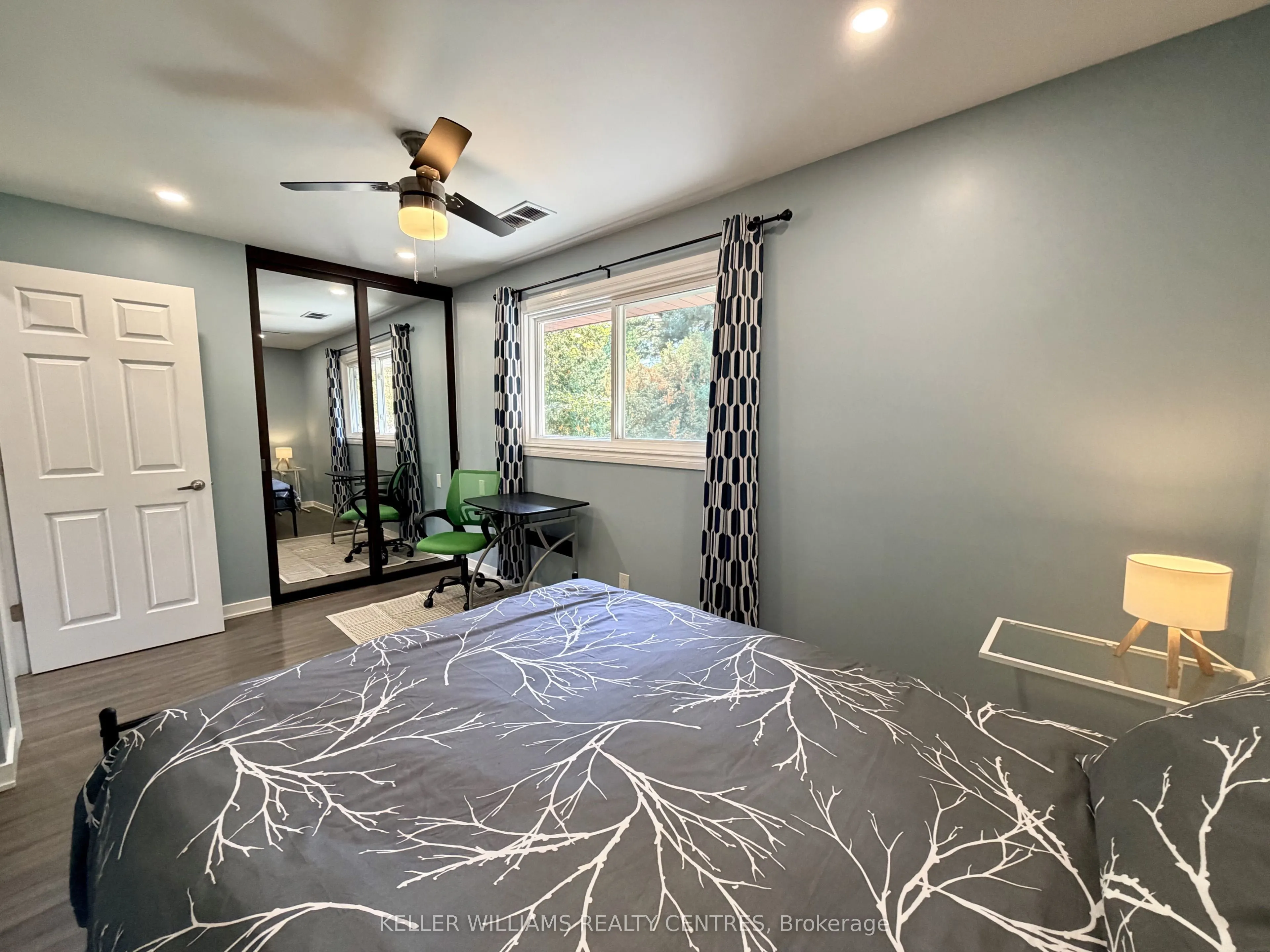 18 Bushey Avenue