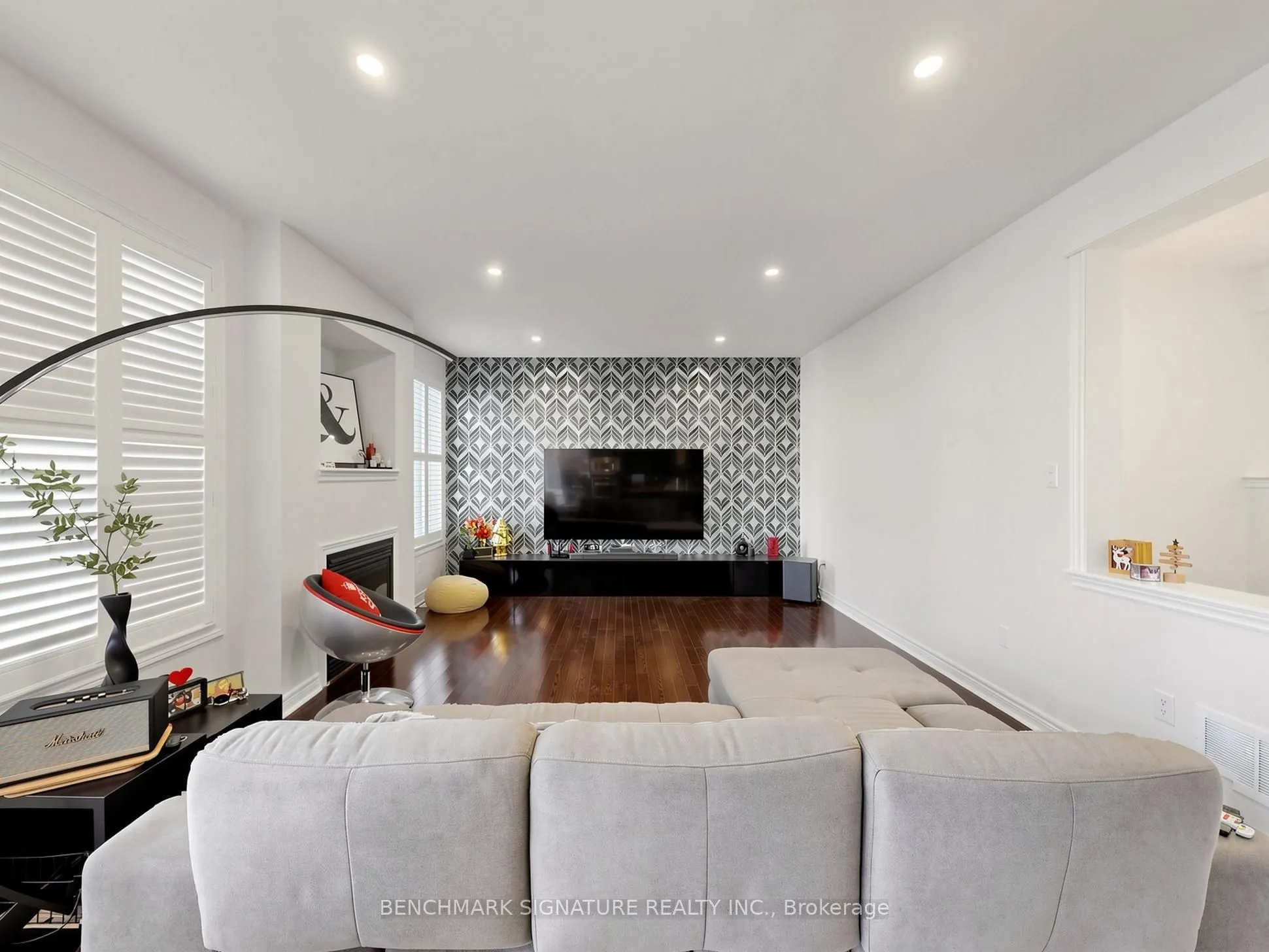 63 Yakefarm Boulevard