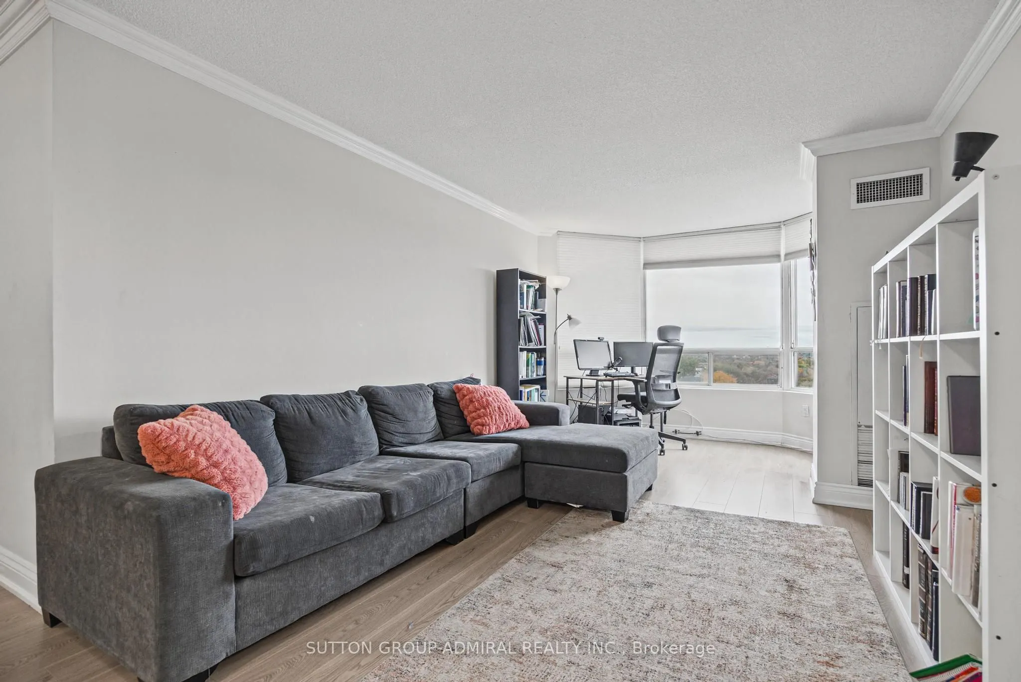 7460 Bathurst Street #1209