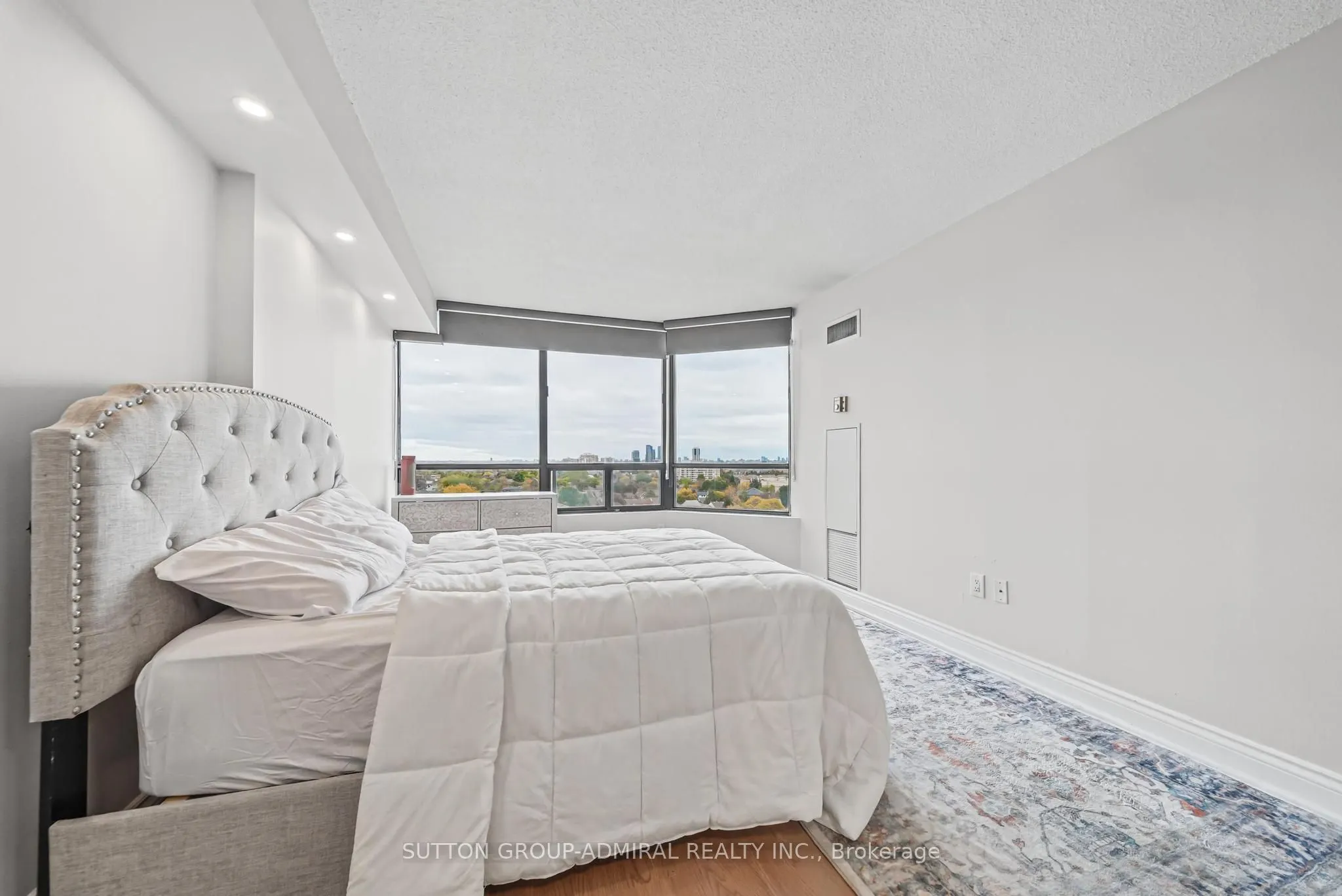 7460 Bathurst Street #1209