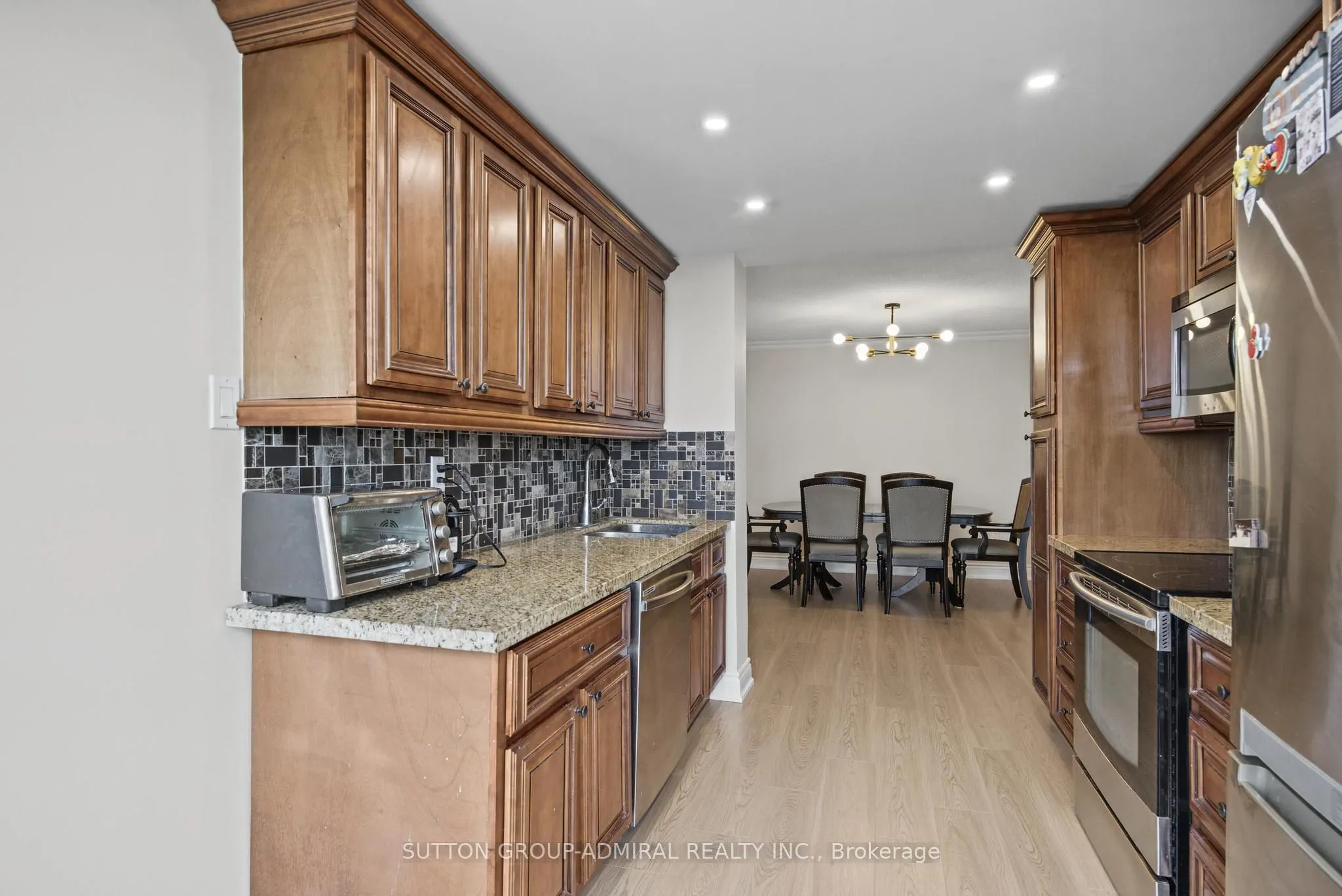 7460 Bathurst Street #1209