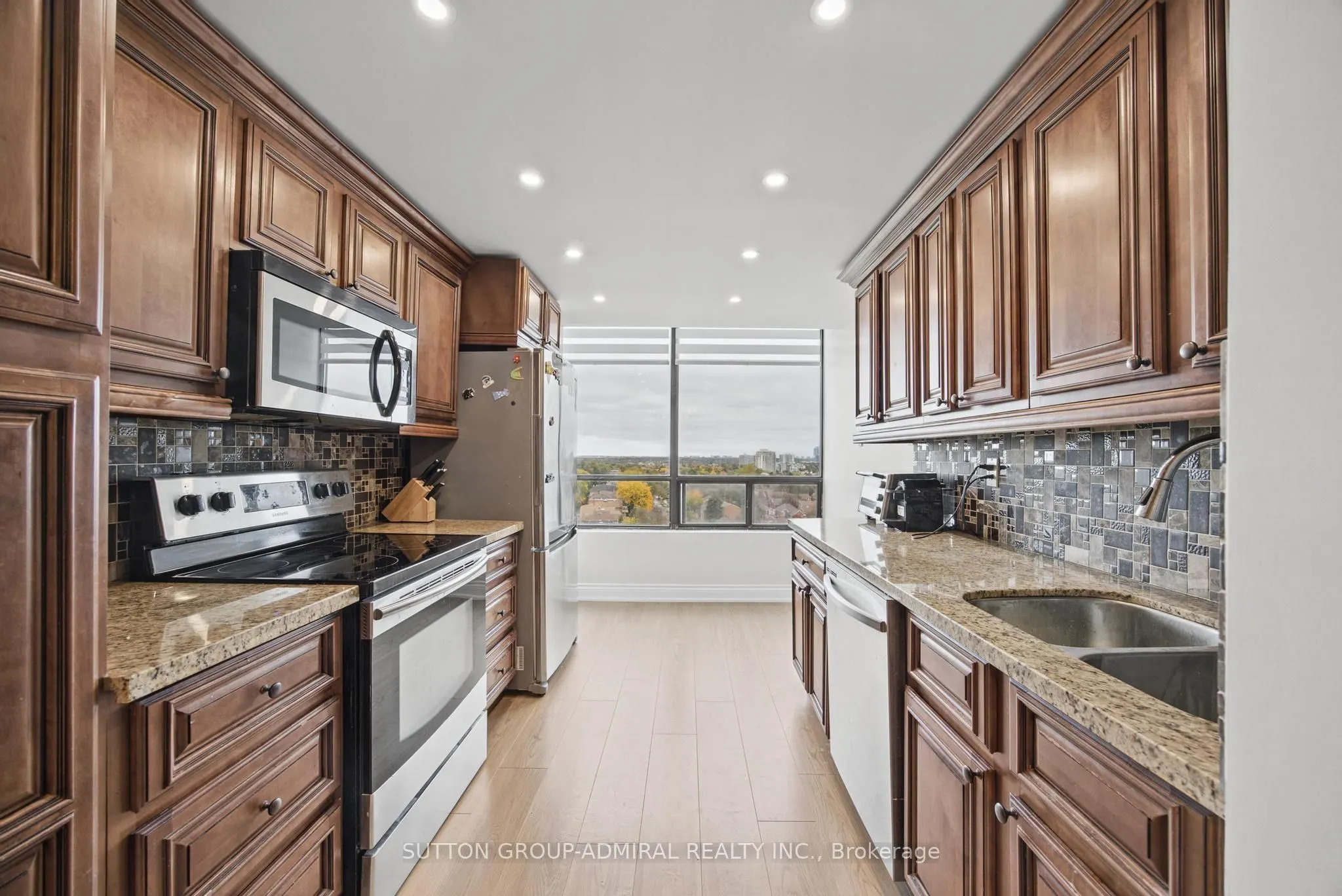 7460 Bathurst Street #1209