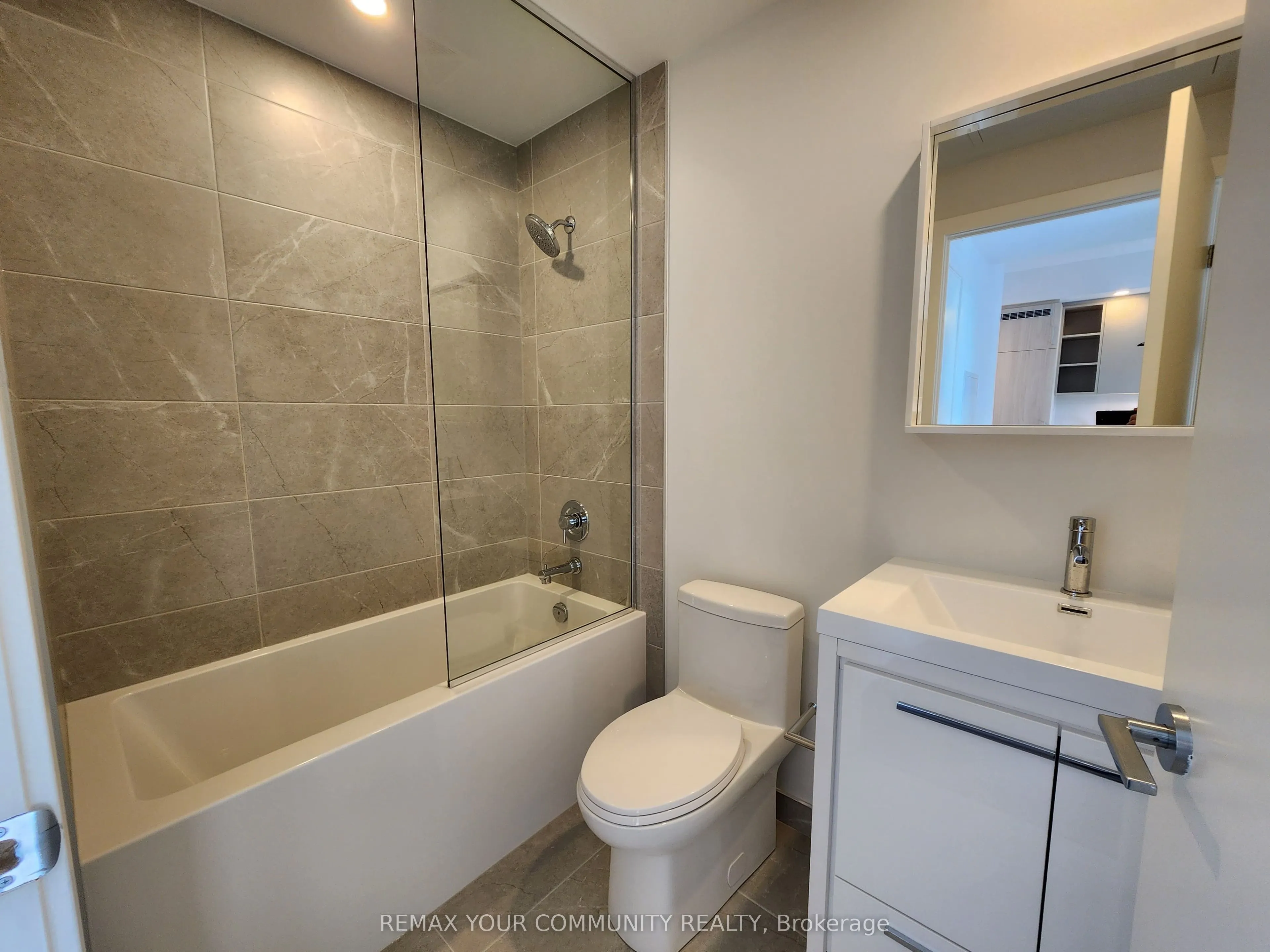 5 Meadowdale Road #2507