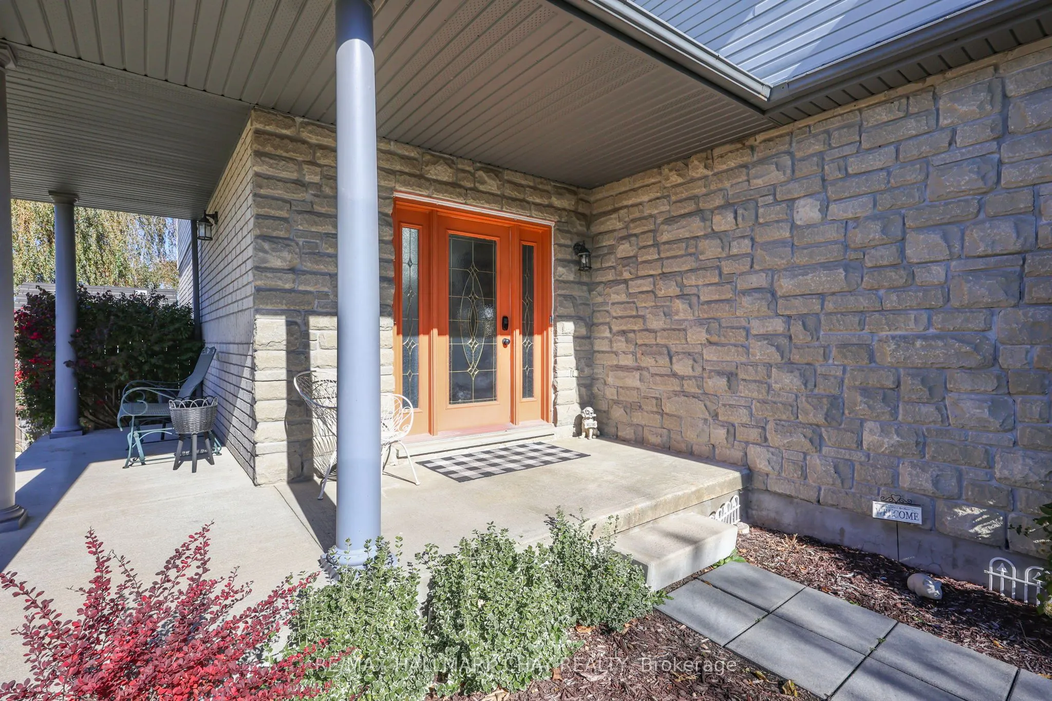 2 Shephard Avenue