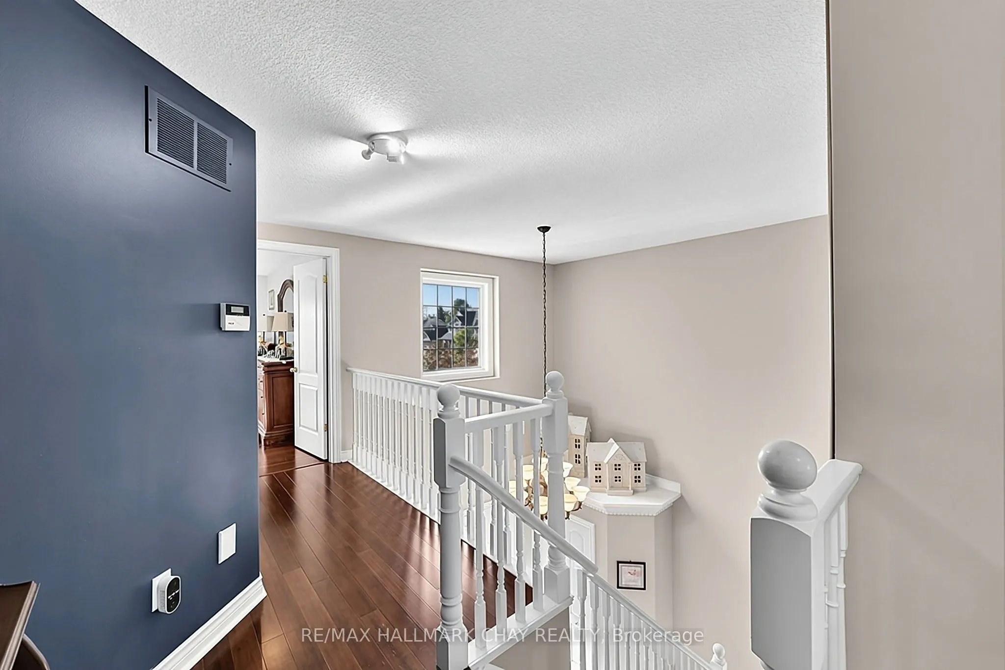 2 Shephard Avenue