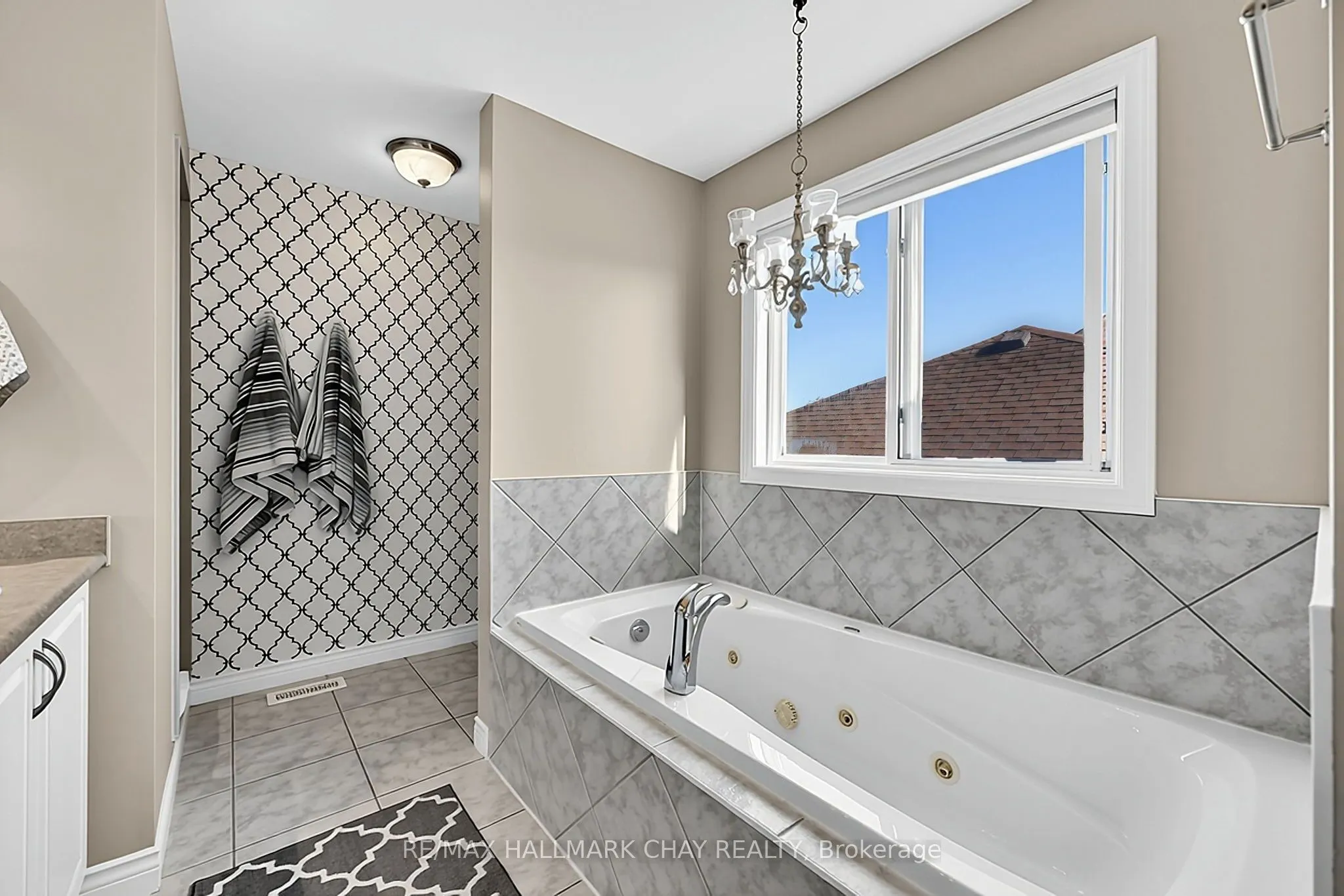 2 Shephard Avenue