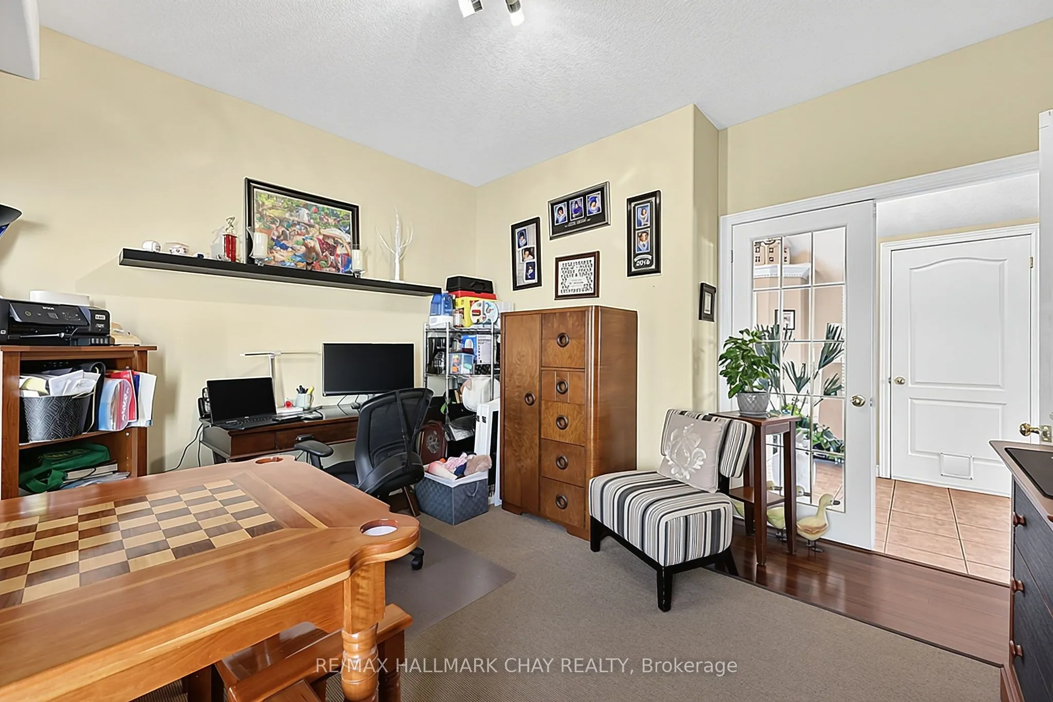2 Shephard Avenue