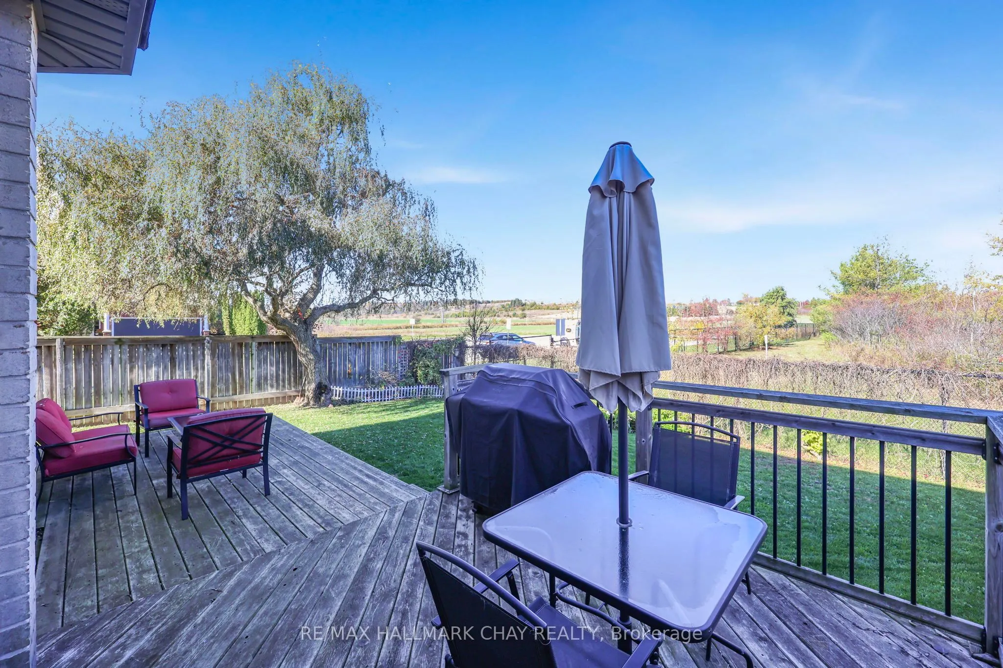 2 Shephard Avenue