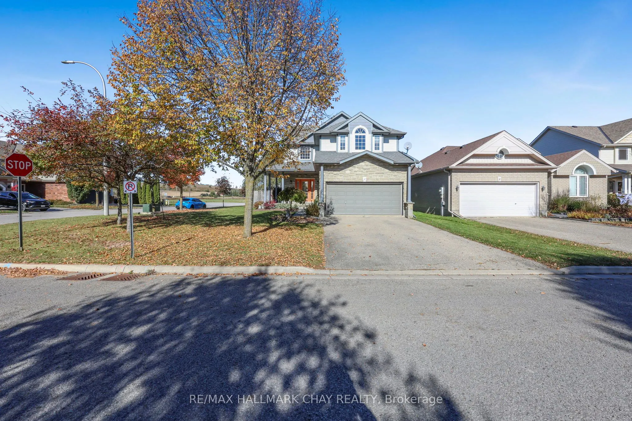 2 Shephard Avenue
